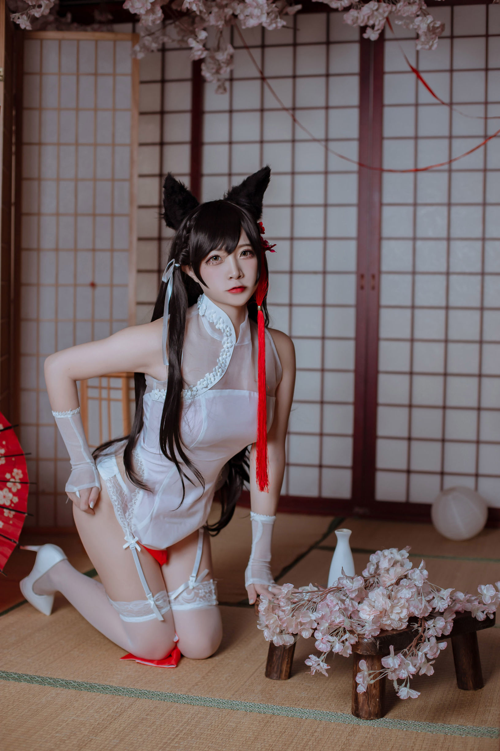 Cosplay Photo] Popular Coser Er Zuo Nisa - Dog of the Kin's Azure Love Atago in Qipao