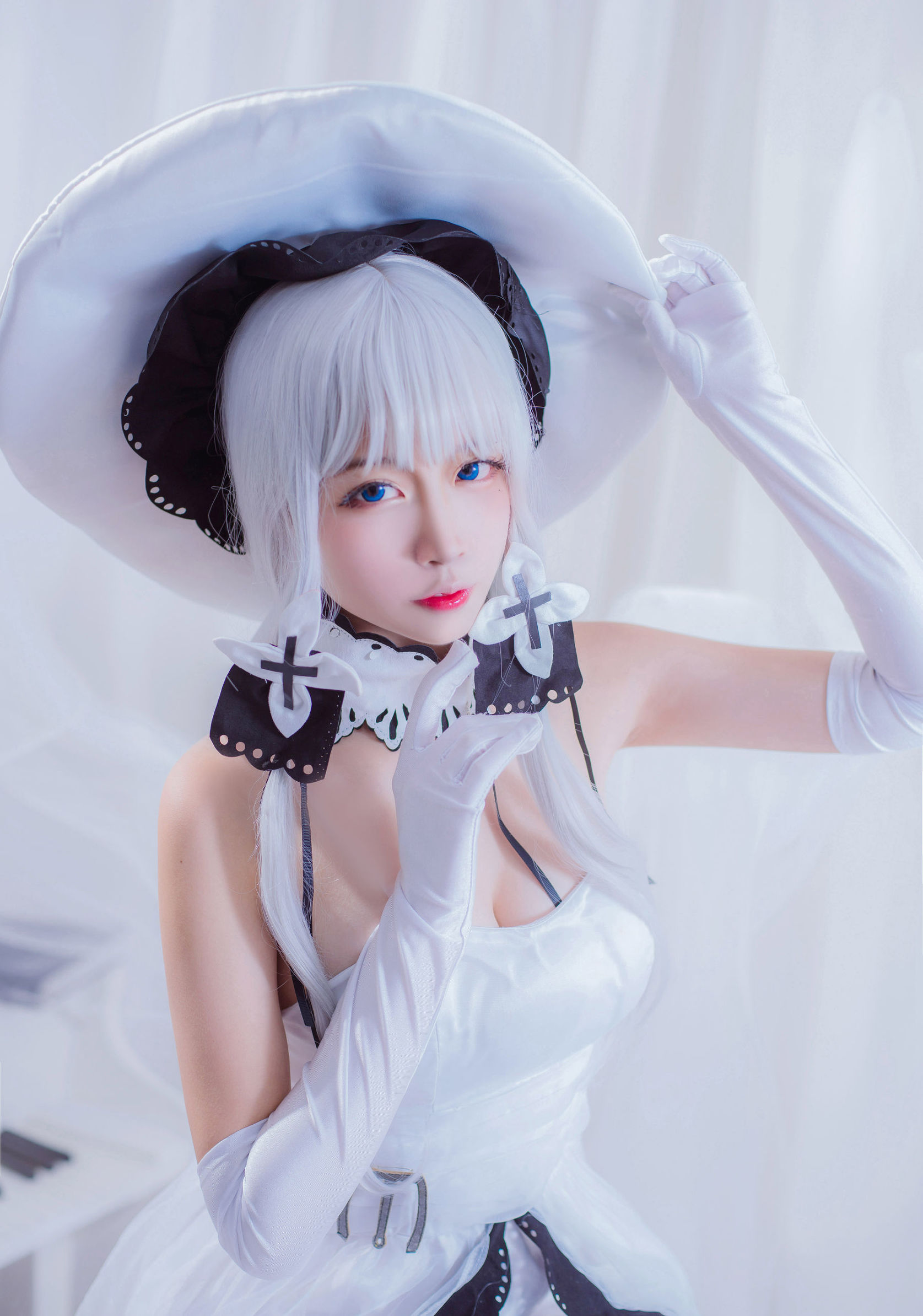 Cosplay Photos] Popular Cosplayer Er Zuo Nisa - Azur Lane Glorious