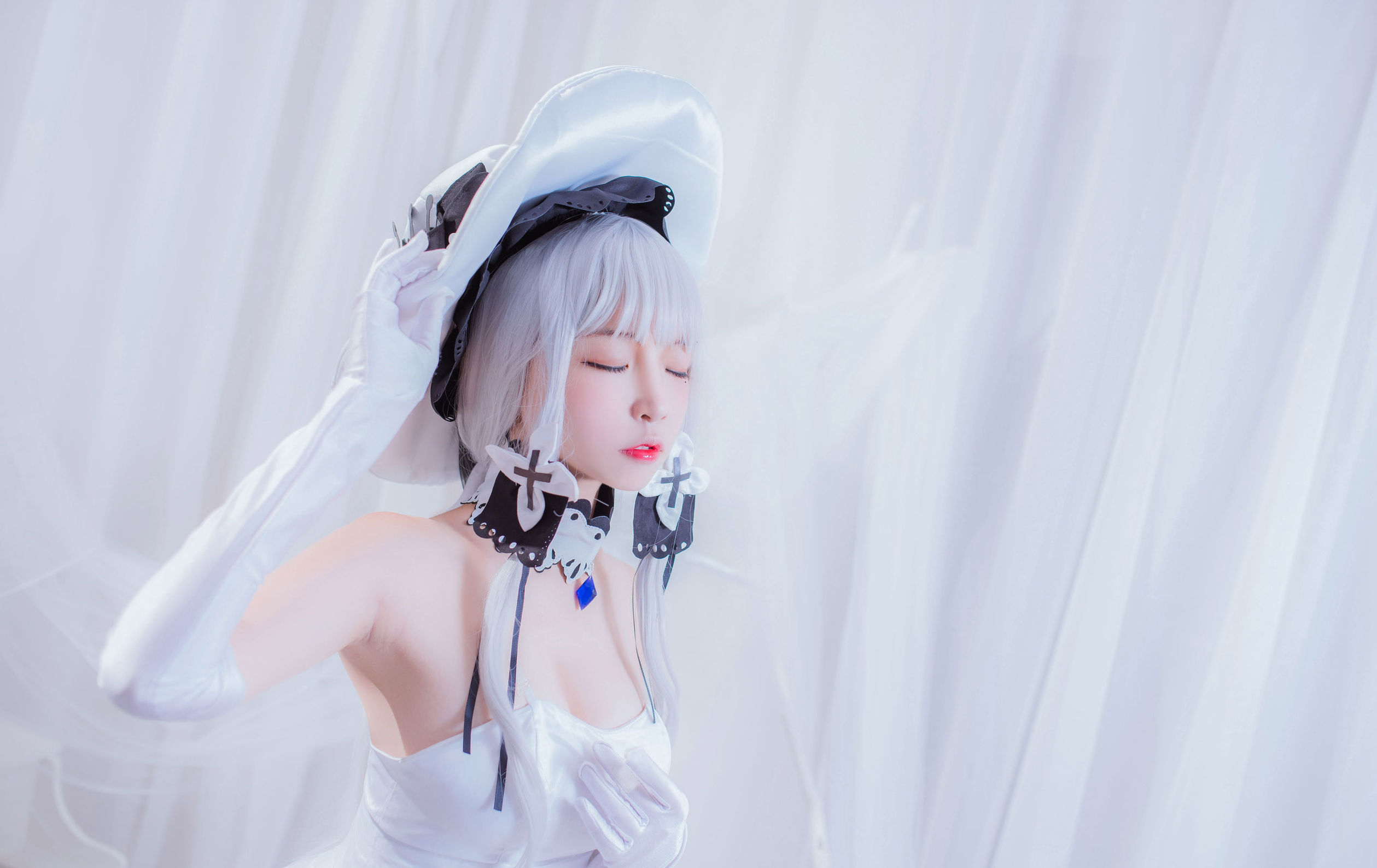 Cosplay Photos] Popular Cosplayer Er Zuo Nisa - Azur Lane Glorious