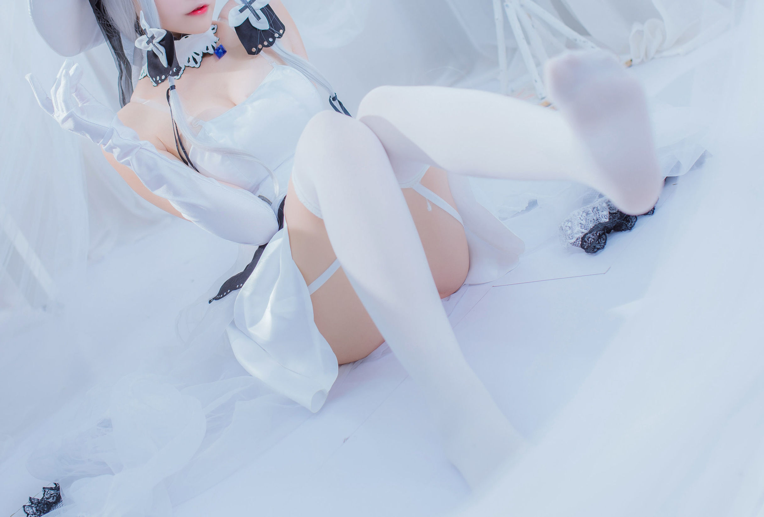 Cosplay Photos] Popular Cosplayer Er Zuo Nisa - Azur Lane Glorious