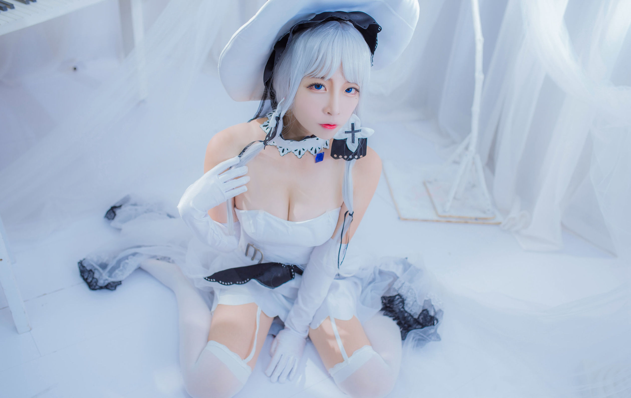 Cosplay Photos] Popular Cosplayer Er Zuo Nisa - Azur Lane Glorious