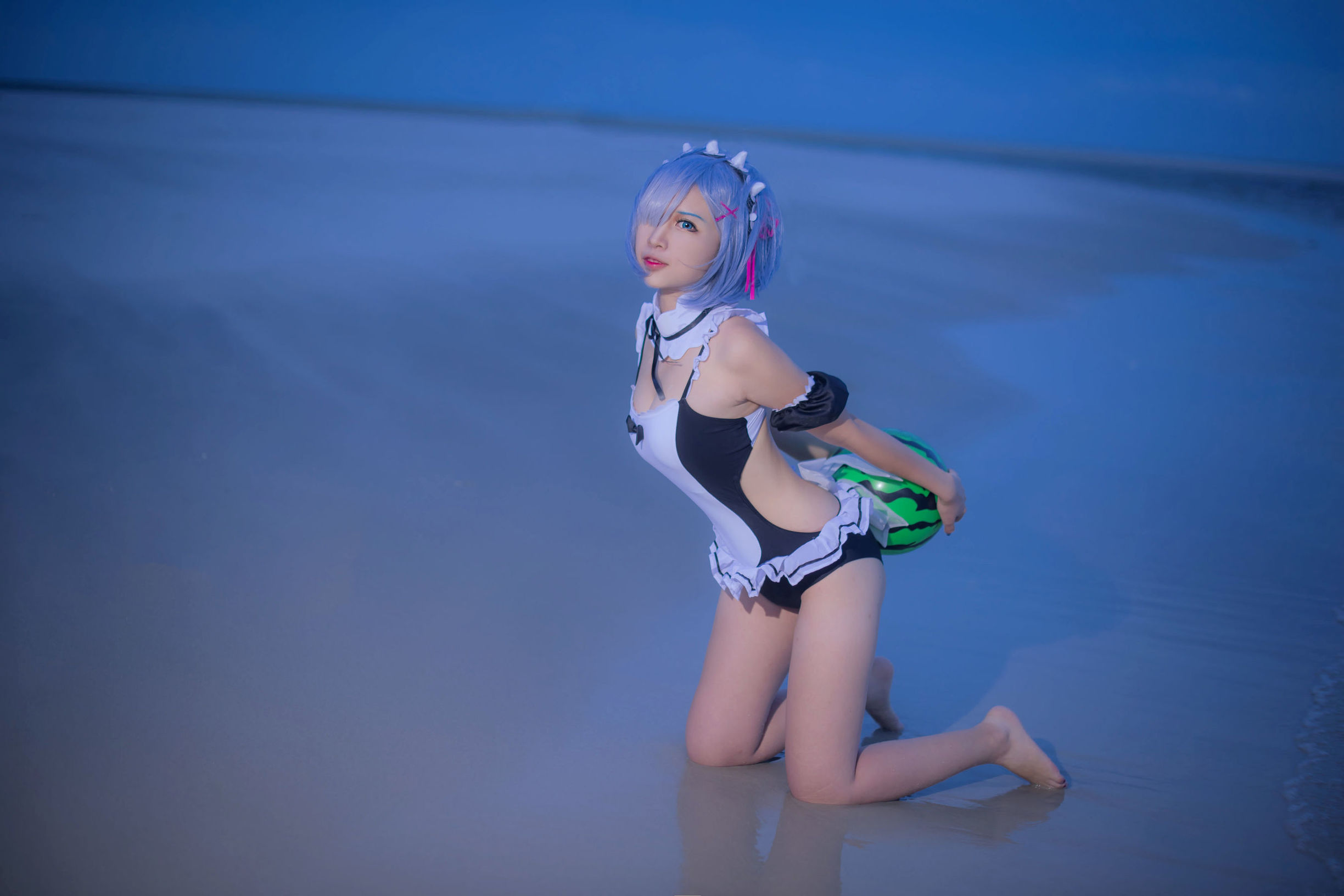 Ảnh Cosplay] Coser nổi tiếng Er Zuo Nisa - Rem áo tắm