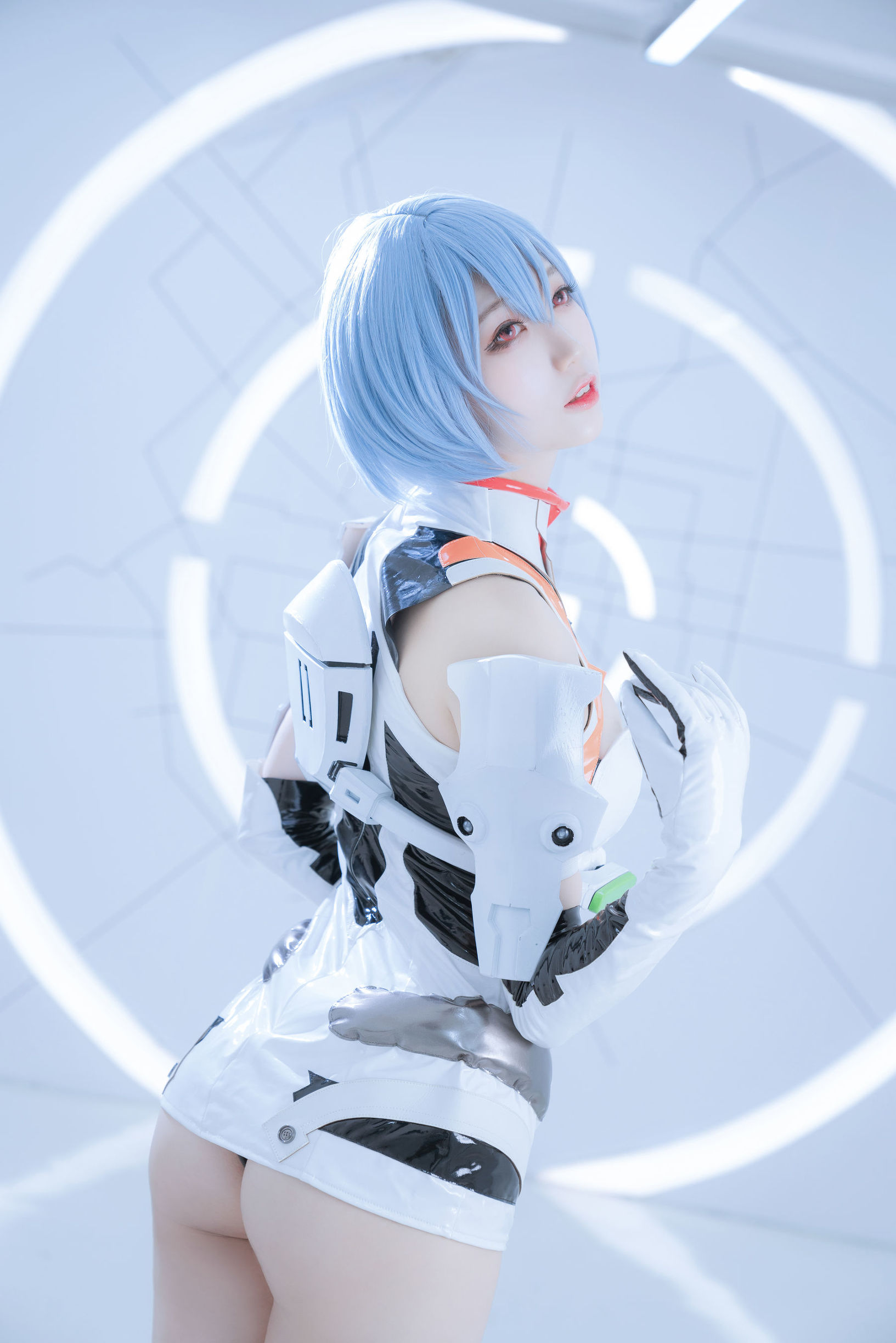Cosplay Ảnh] Zhou Ji là thỏ thỏ dễ thương - Ayanami Rei Bạch Chiến