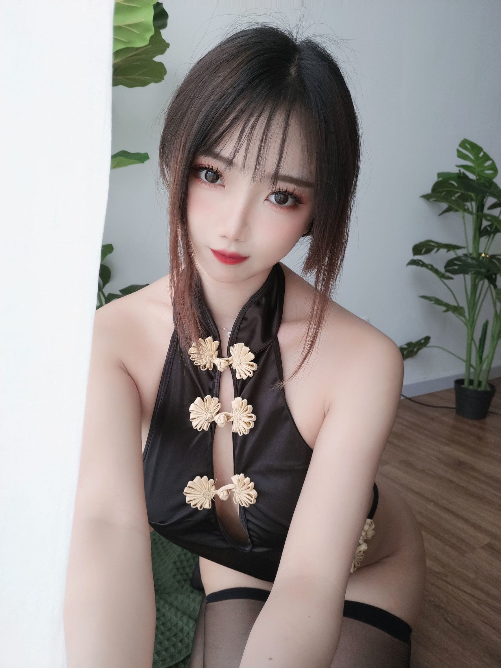 [Cosplay写真] 白嫩美少女鬼畜瑶 - 黑色短款旗袍