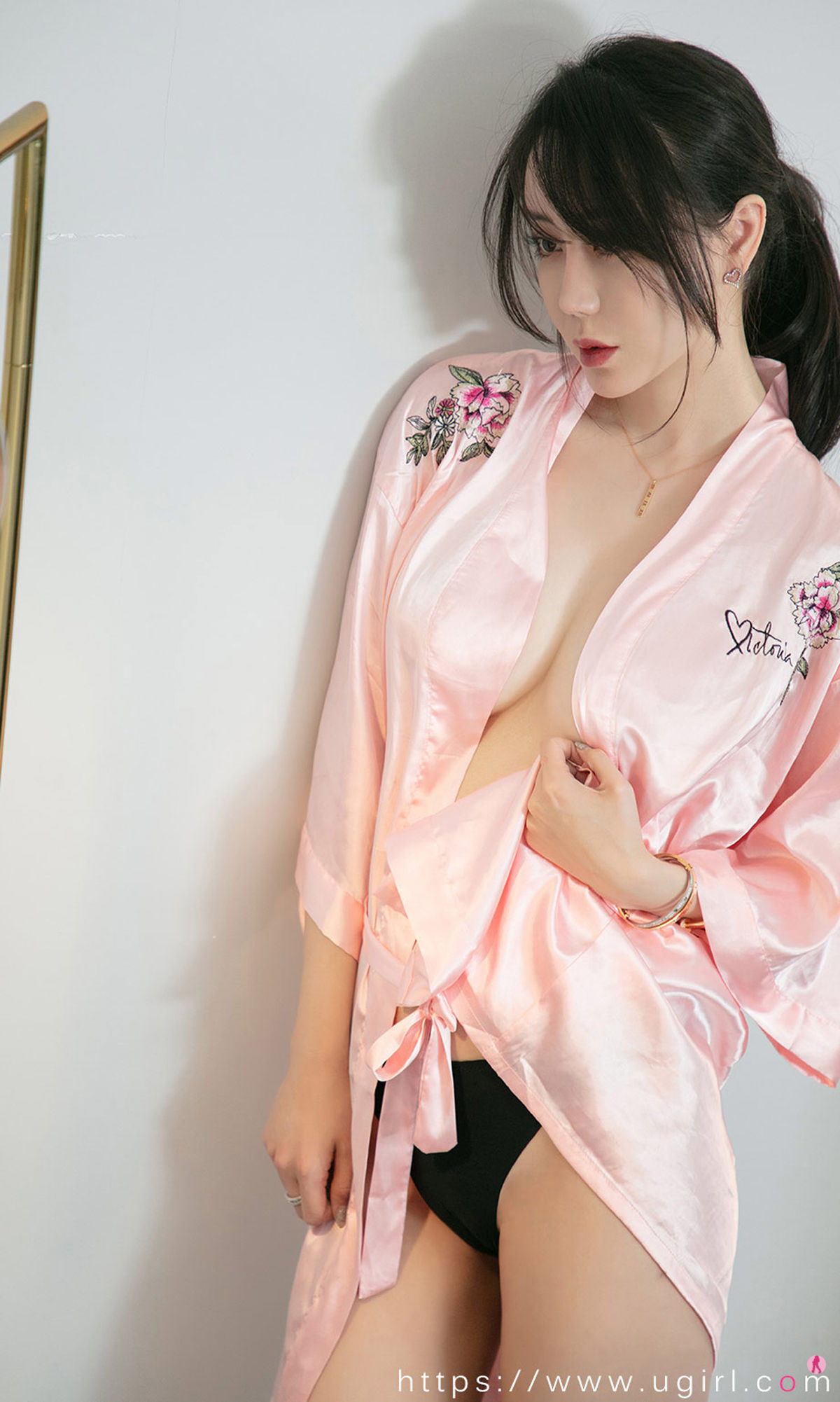 Ái Dữu Vật Ugirls] No.1966 Hân Linh Anh Tuyết Vi Ngọt
