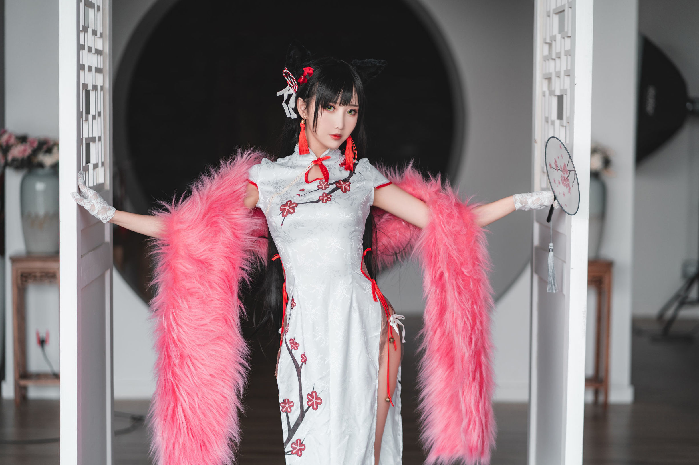 Internet Celebrity Coser] Cute Popular Cosplayer Mian Bing Xian Er - Qipao Ai Dang