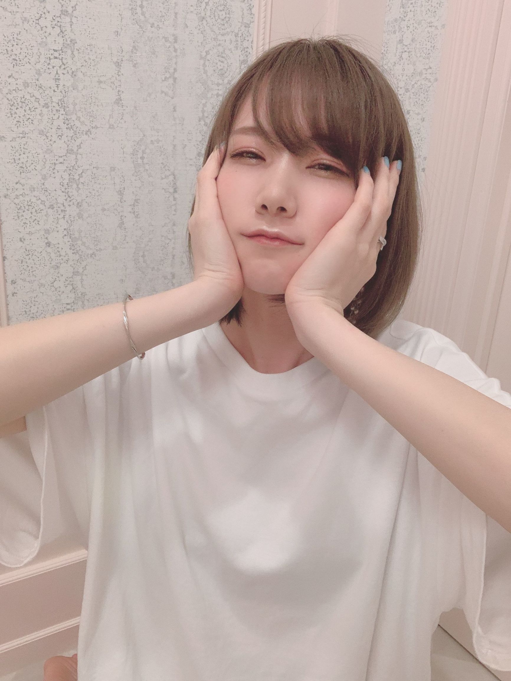 Internet Celebrity Coser] Japanese Sweet Beautiful Coser Kenken [Fantia] 2020.07 Aren't you curious how the front hook comes off?