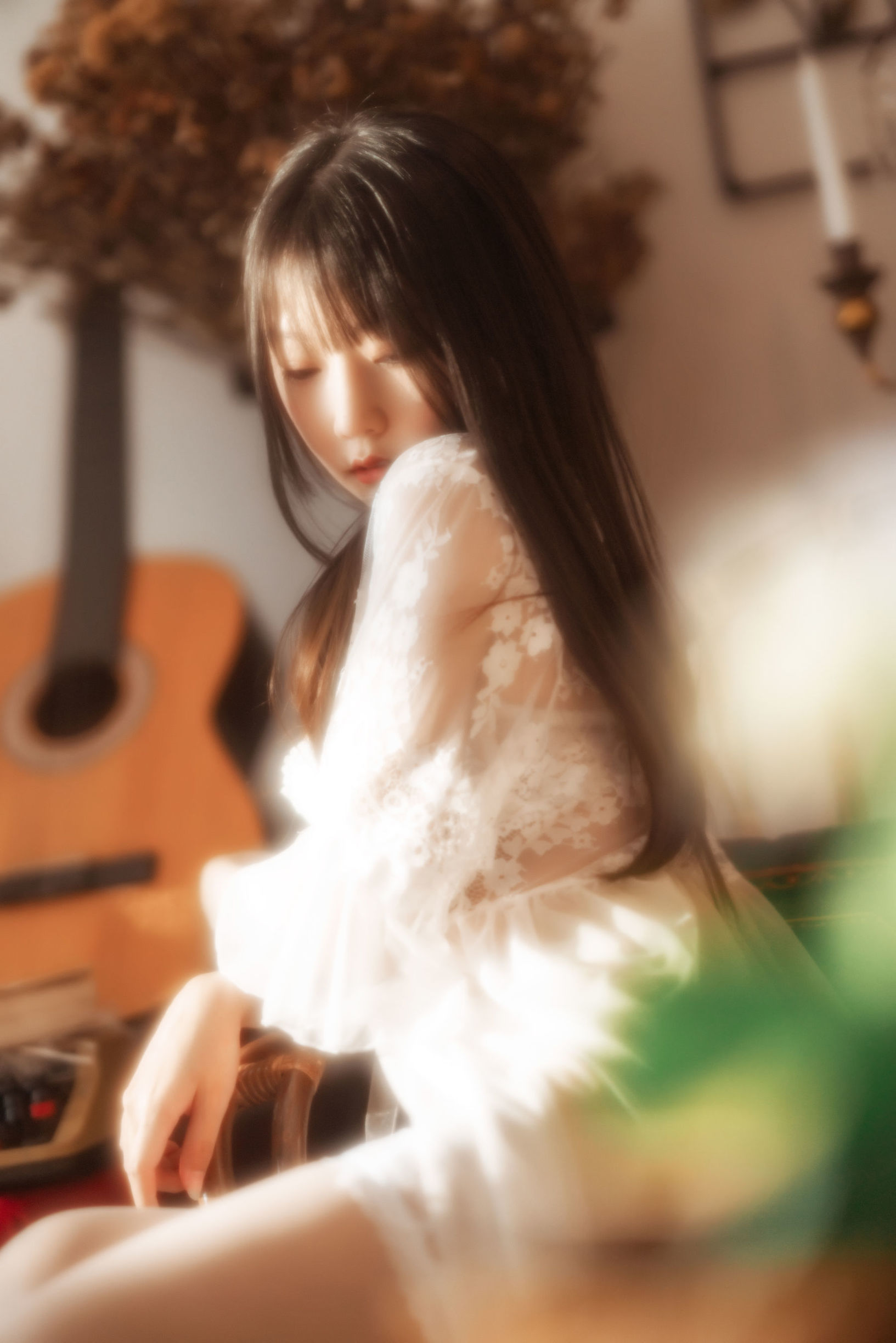 [网红COSER] 香草喵露露 - 室内白色蕾丝