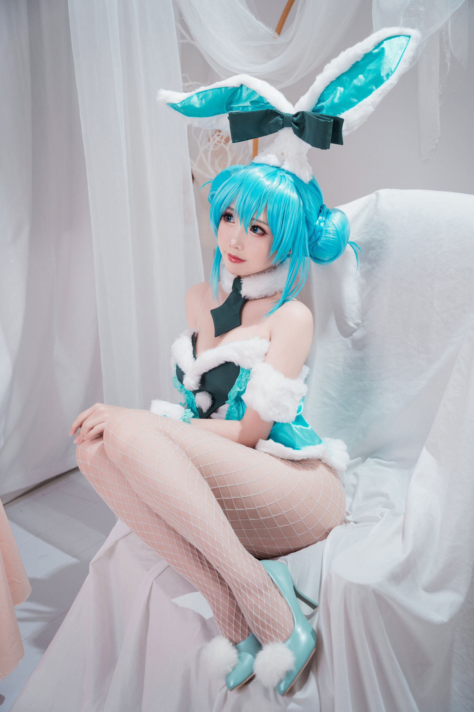 Coser Ngôi Sao Mạng] Coser Dễ Thương Phổ Biến Mianbing Xianer - Hatsune Thỏ Nữ Lang