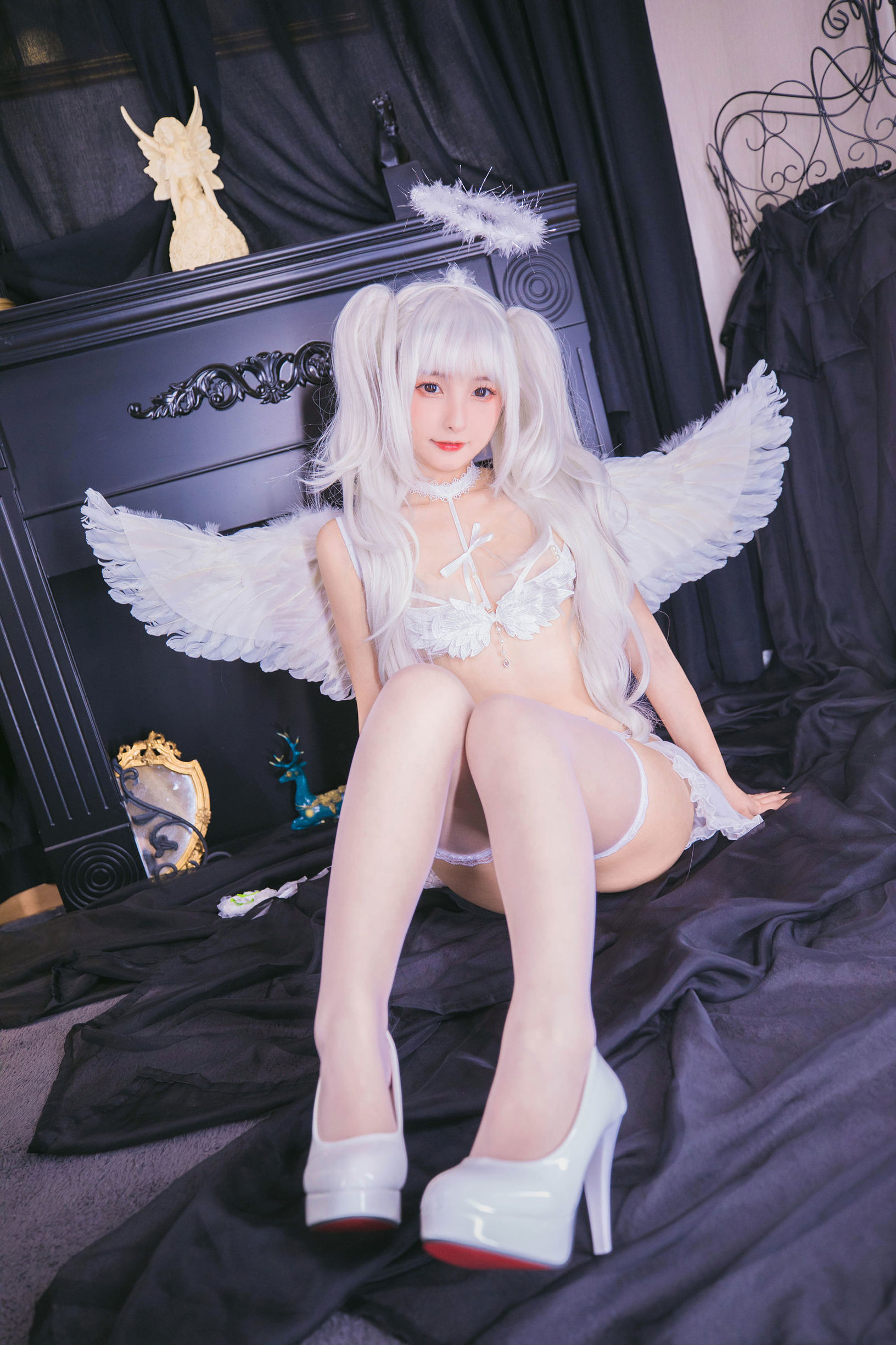 [网红COSER] 萝莉神楽坂真冬之天国に落ちる - 坠入天堂