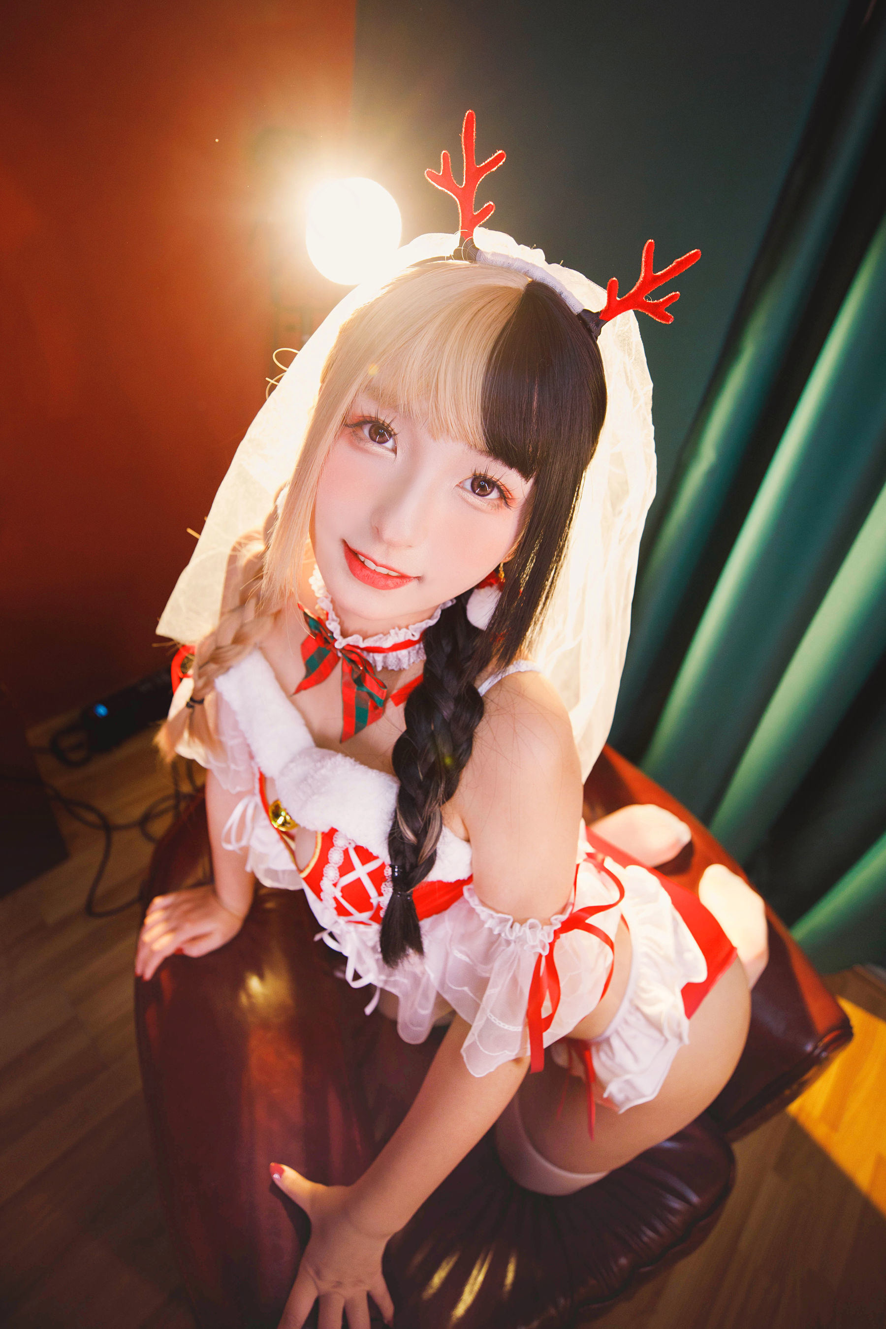 [Cosplay] 萝莉神楽板真冬之鹿の恩返し