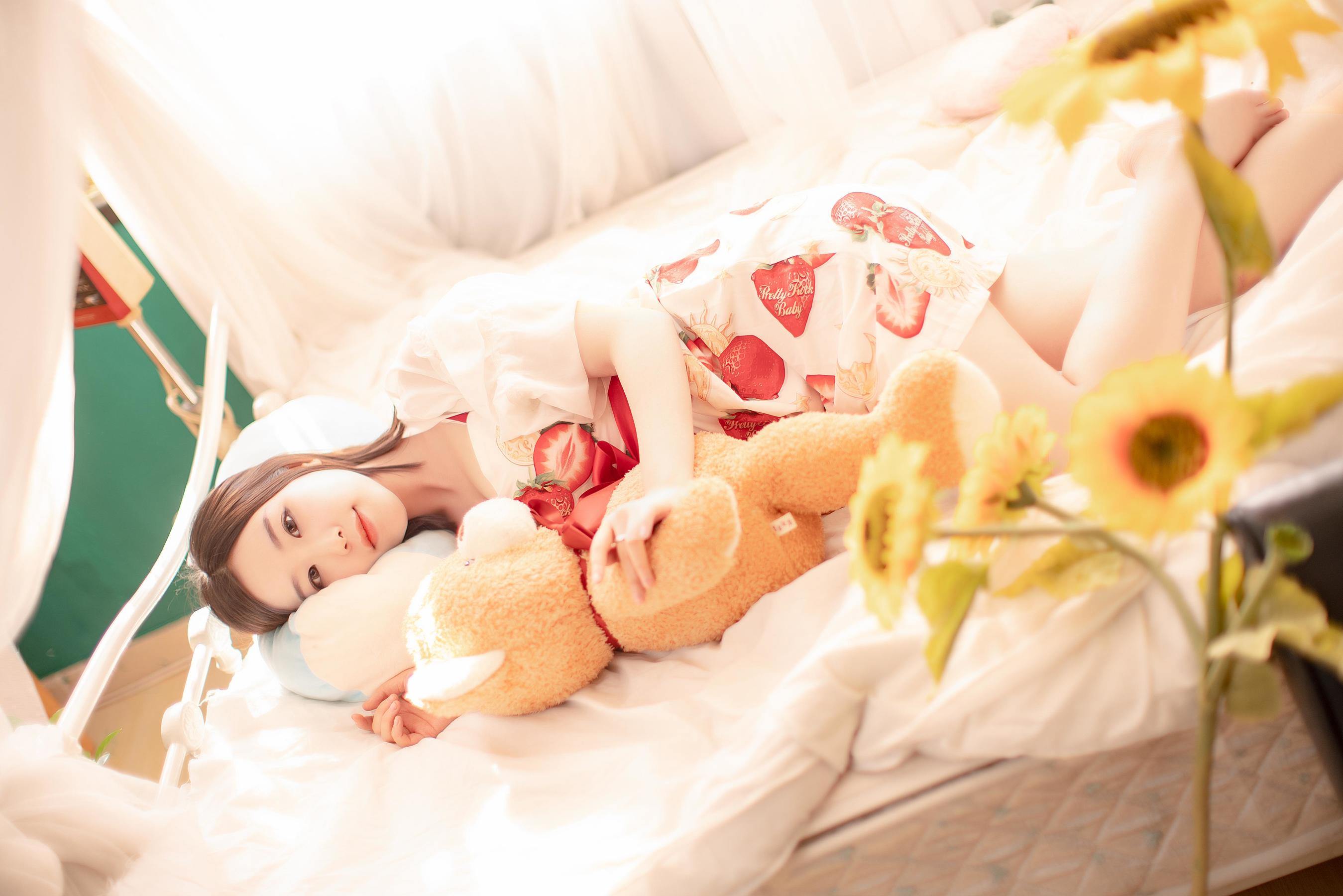Cosplay] Blogger Anime Mu Ling Mu0 - Dâu Tây Nhỏ