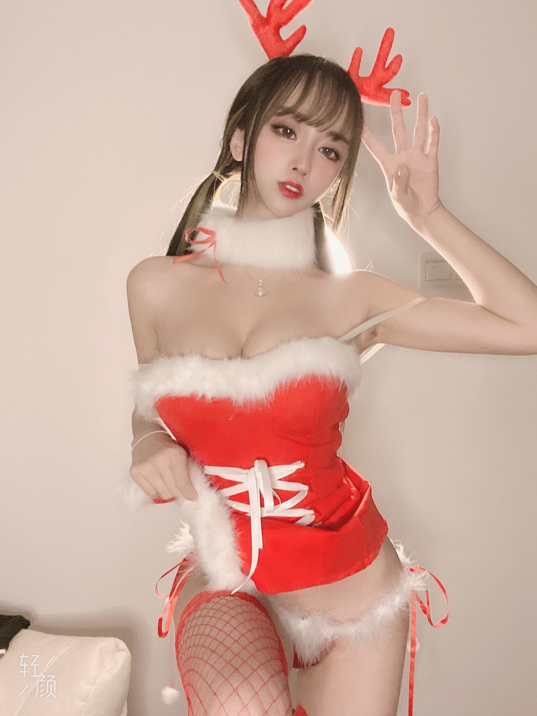 Cosplay] Douyu Mixianxian Sama - Christmas Special