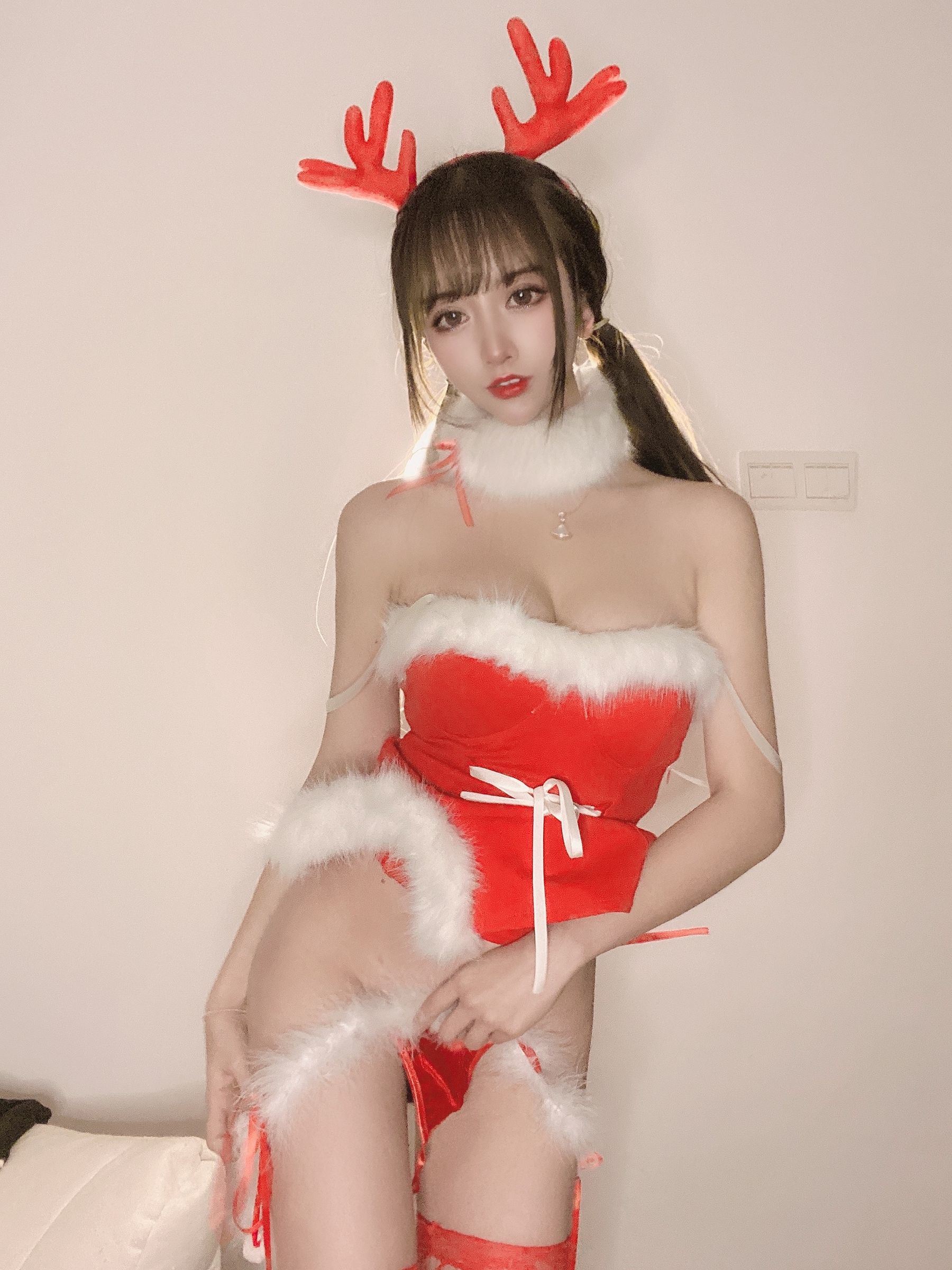 Cosplay] Douyu Mixianxian Sama - Christmas Special