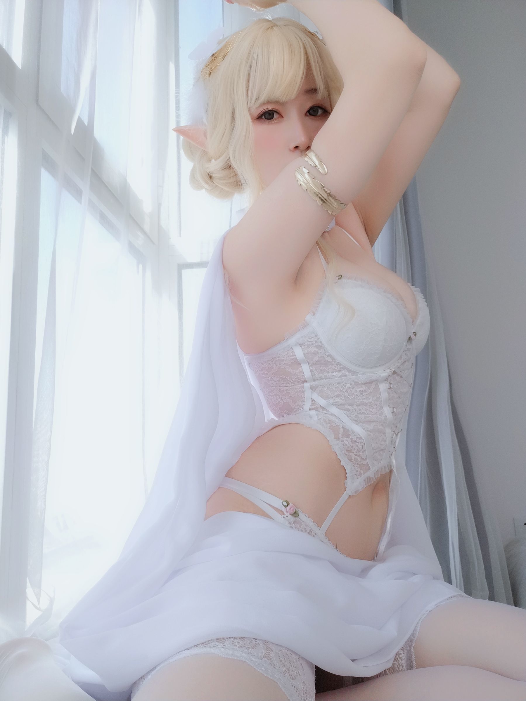 Cosplay] Coser Tiểu Thư Bạch Ngân - Tiểu Bạch Dương