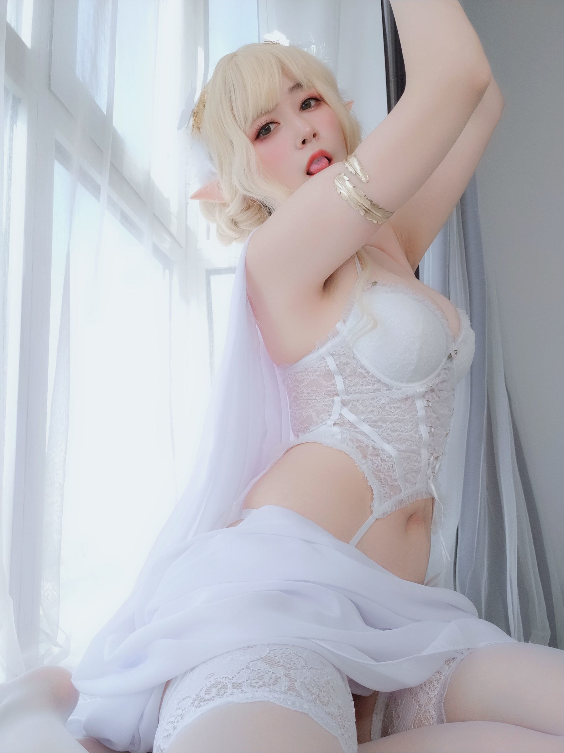 Cosplay] Coser Tiểu Thư Bạch Ngân - Tiểu Bạch Dương