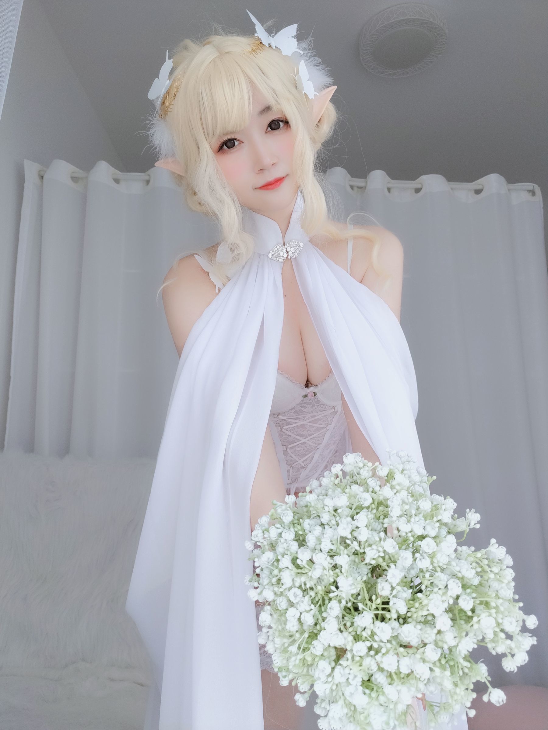 [Cosplay] Coser小姐姐白银 - 小白羊