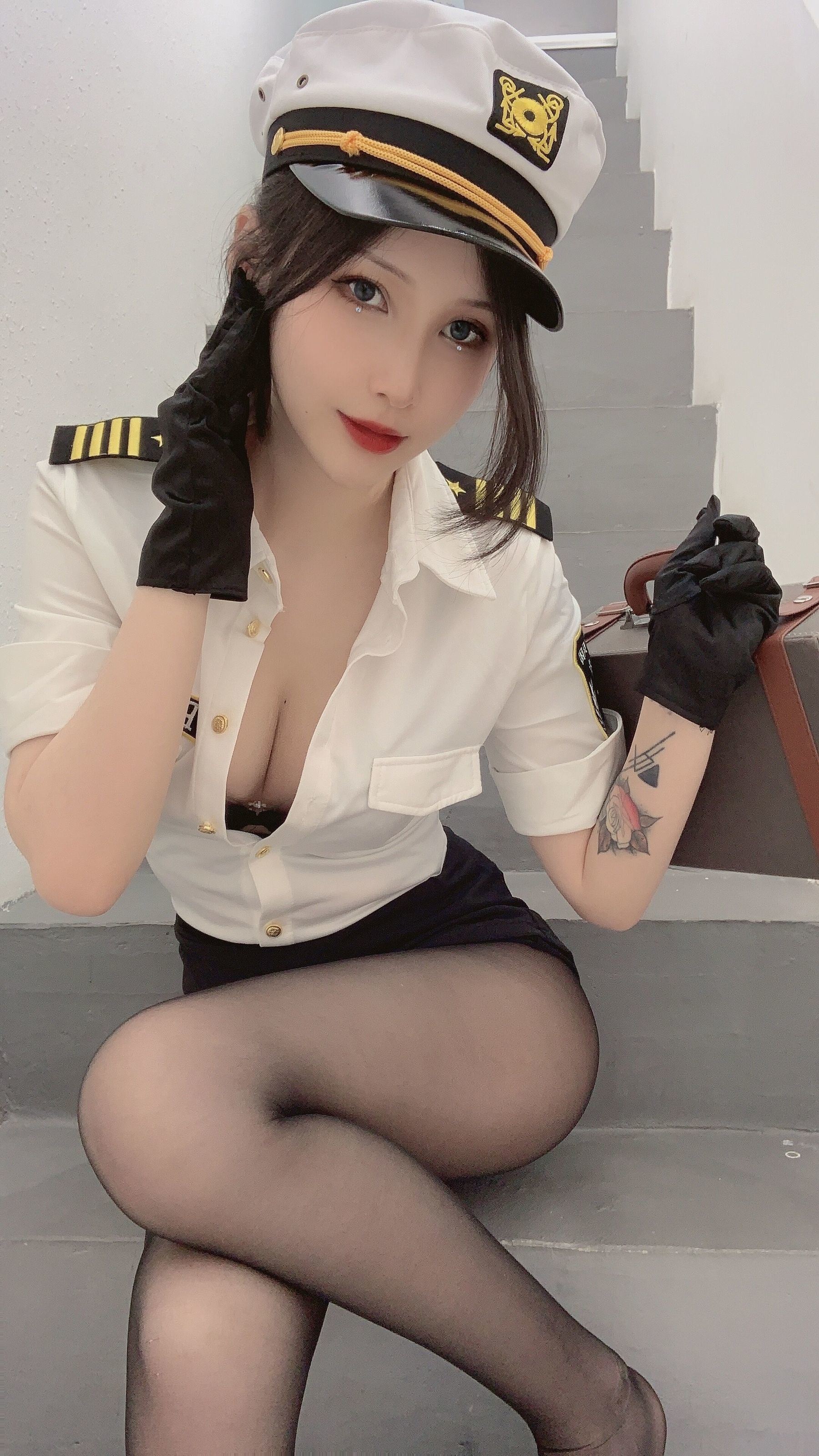 Cosplay] 瓦姆斯子 - 女警