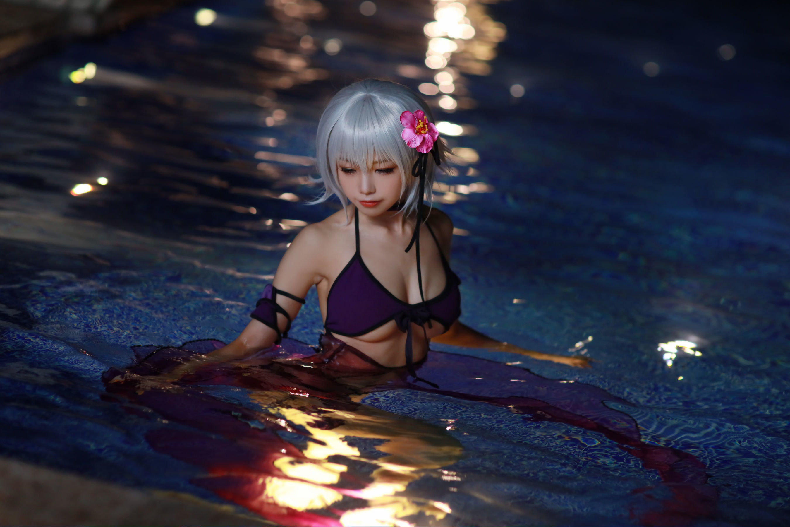 コスプレ] アニメブロガー スイミャオアクア - ジャンヌ・ダルク水着