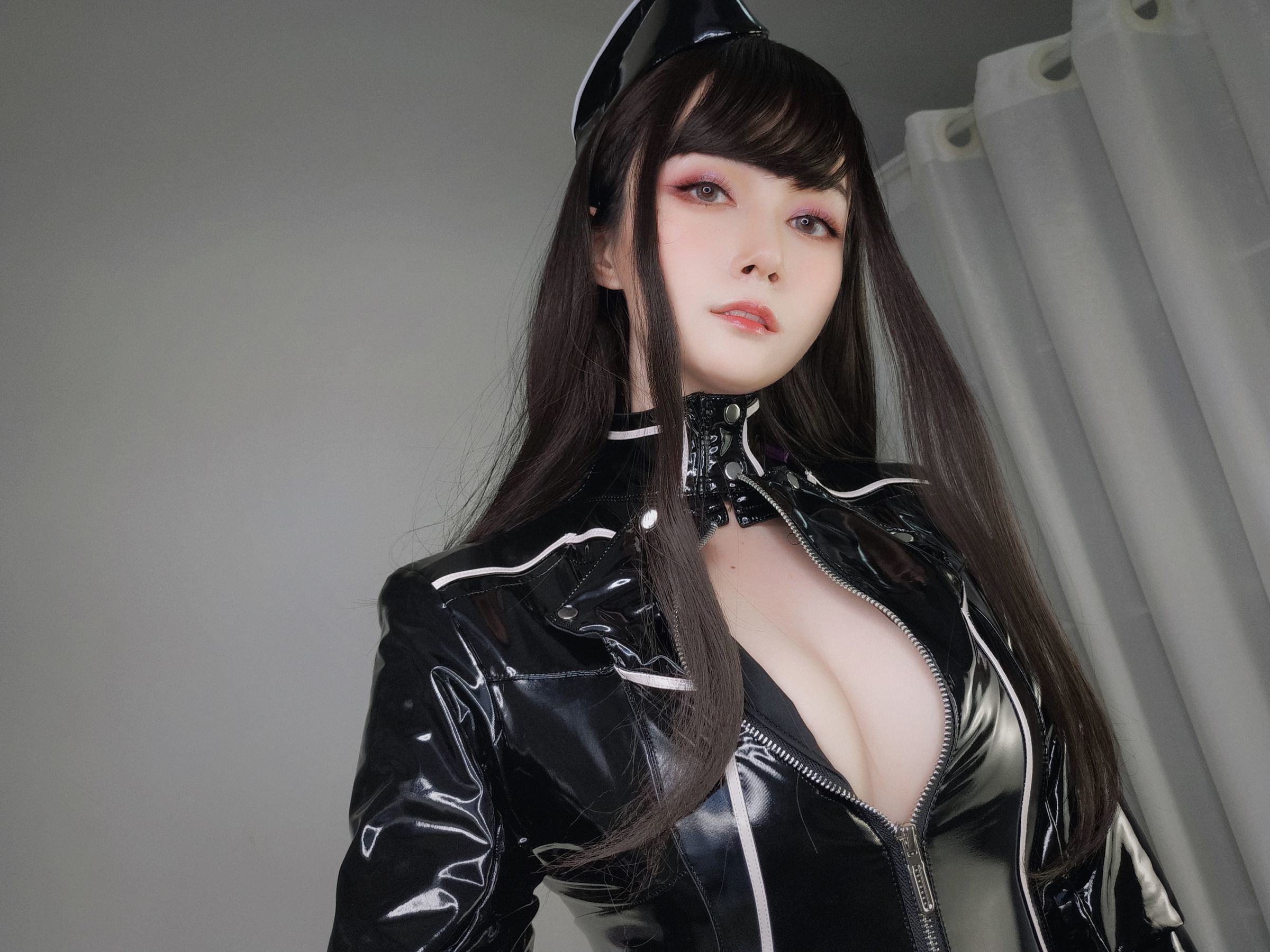 Cosplay] Coser Miss Silver - Communications Officer