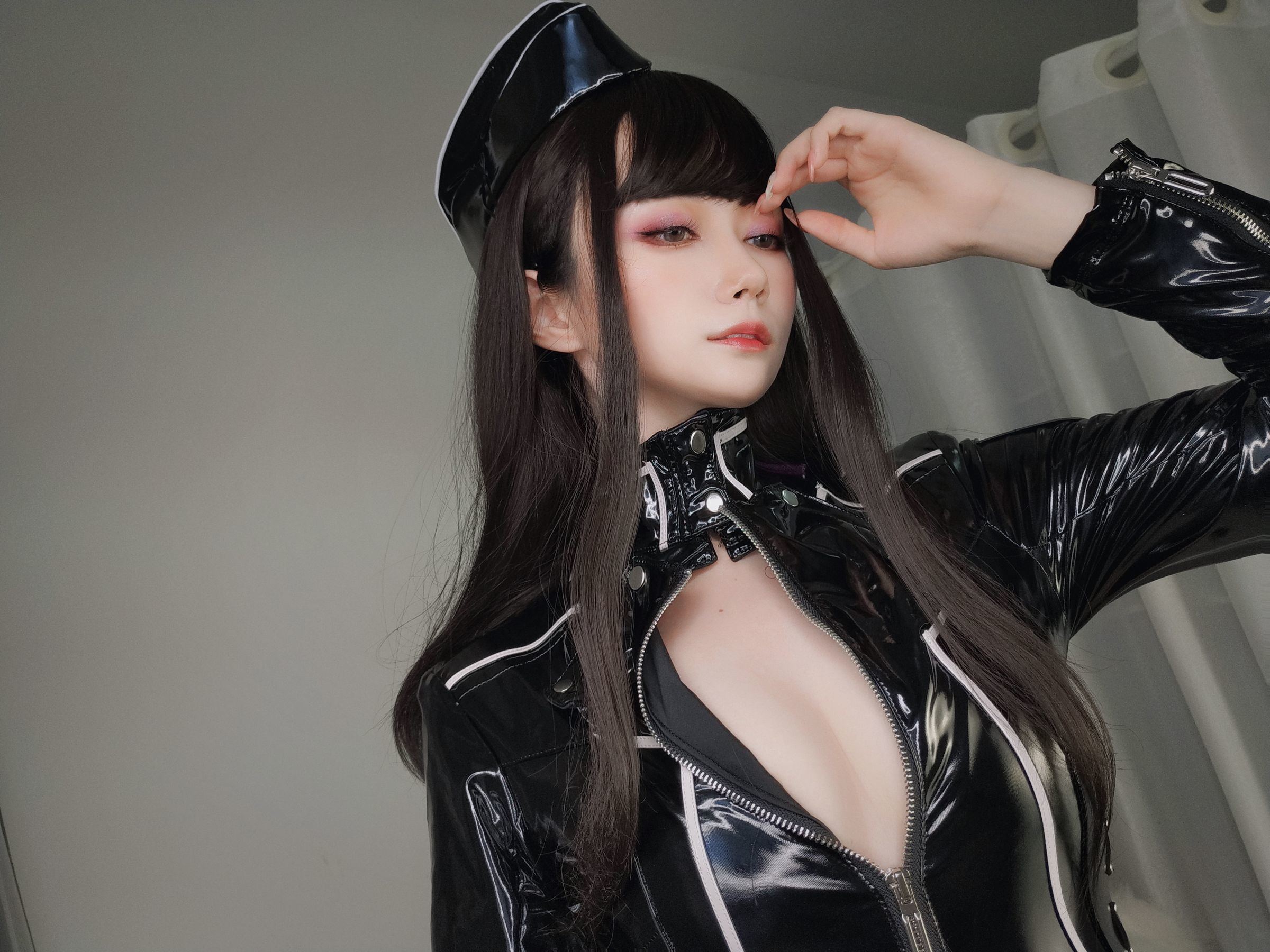Cosplay] Coser Miss Silver - Communications Officer