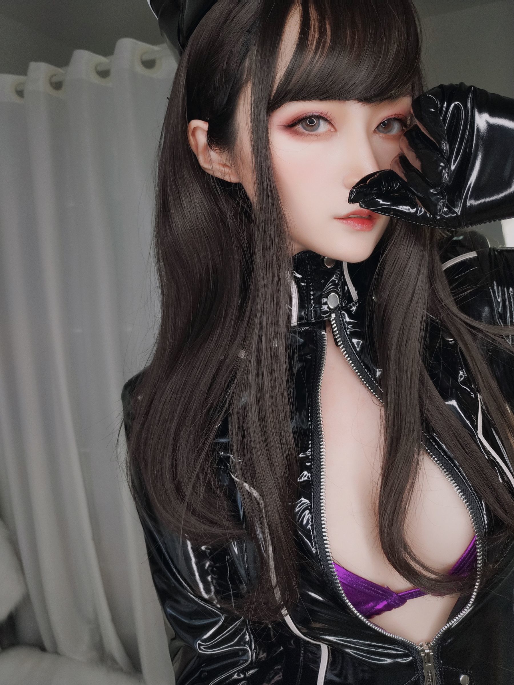 Cosplay] Coser Tiểu tỷ tỷ Bạch Ngân - Sĩ quan Truyền thông