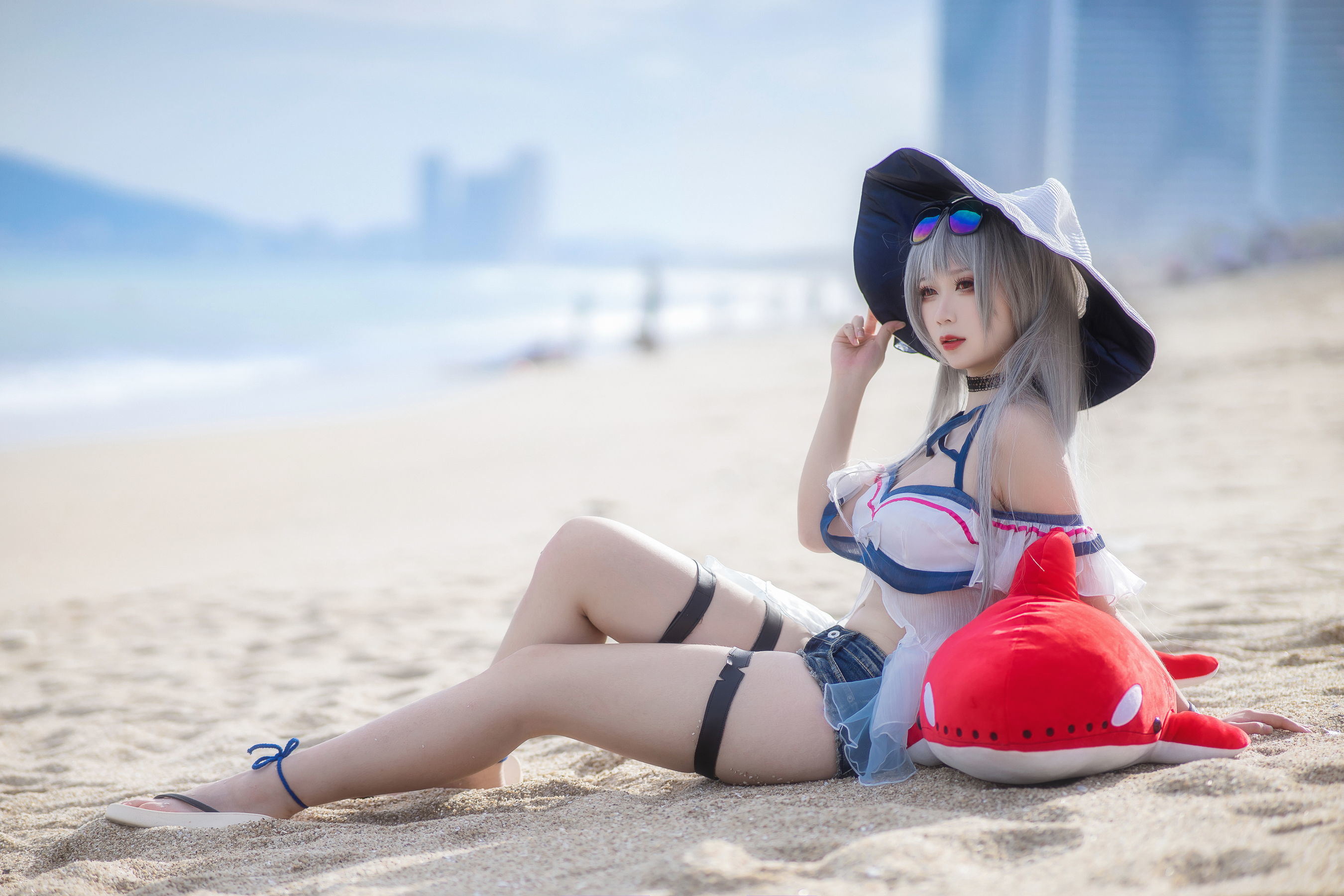 コスプレ] アニメブロガー サクラロウチャンw - スカディ水着