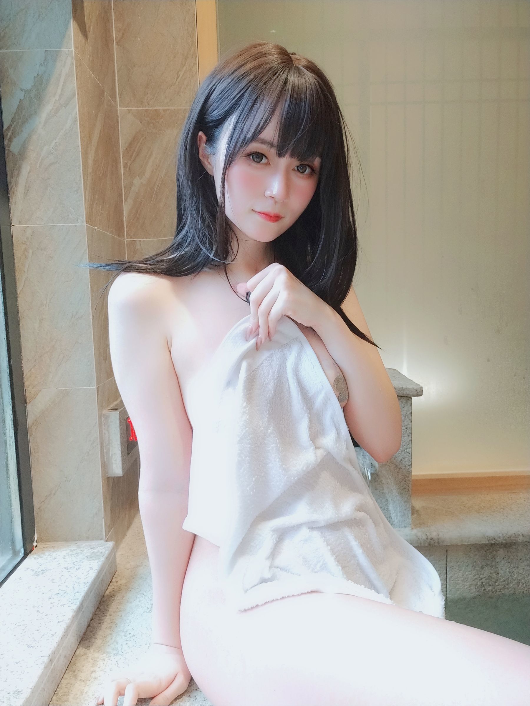 COS 혜택] Coser 아가씨 백은 - 여성 욕탕(하)