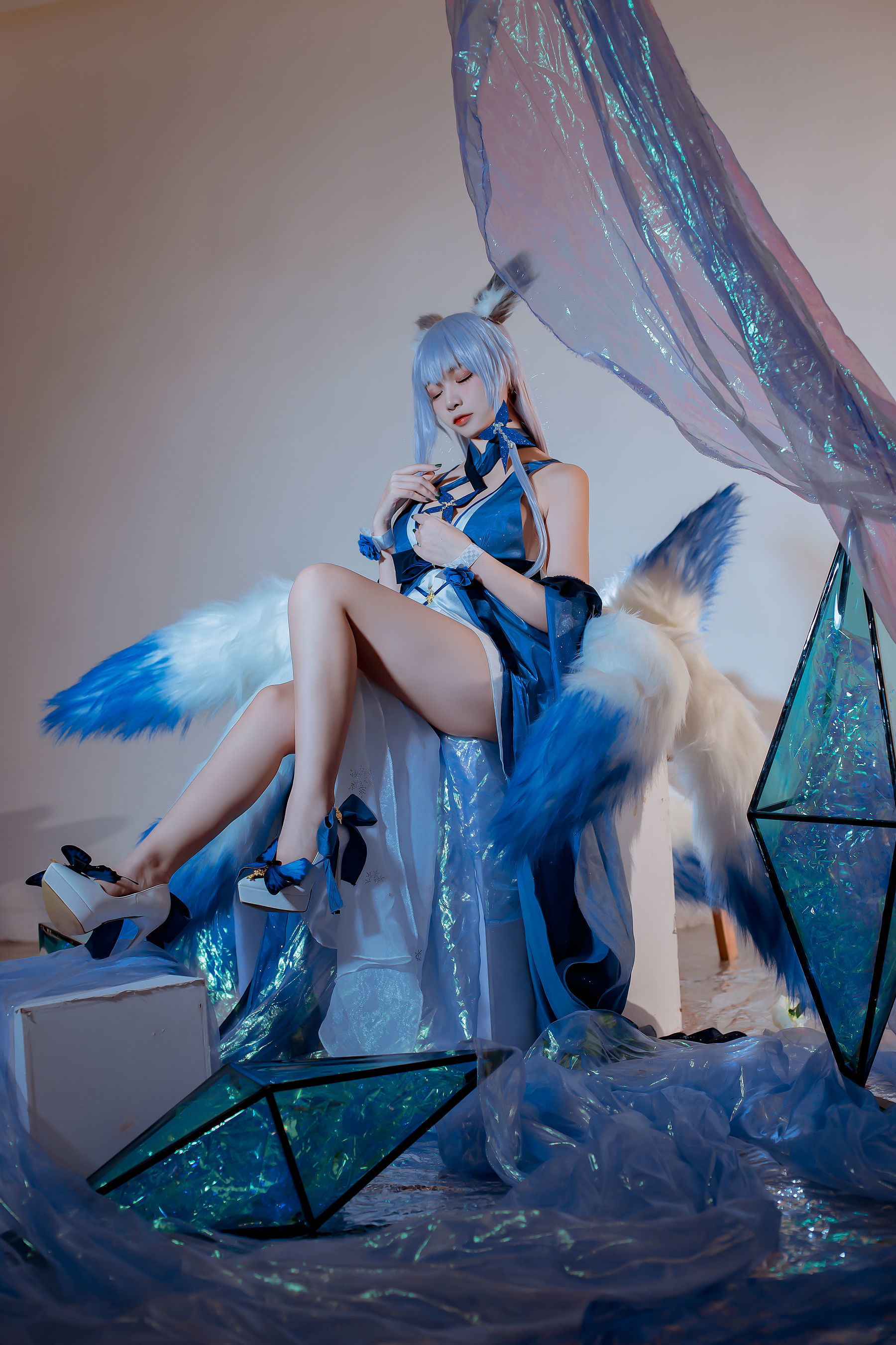 COSฟู๋ลี่] Coser ยอดนิยม เอิร์ซา นิซ่า - แอซอร์ เลน ชินาโนะ ชุดราตรี