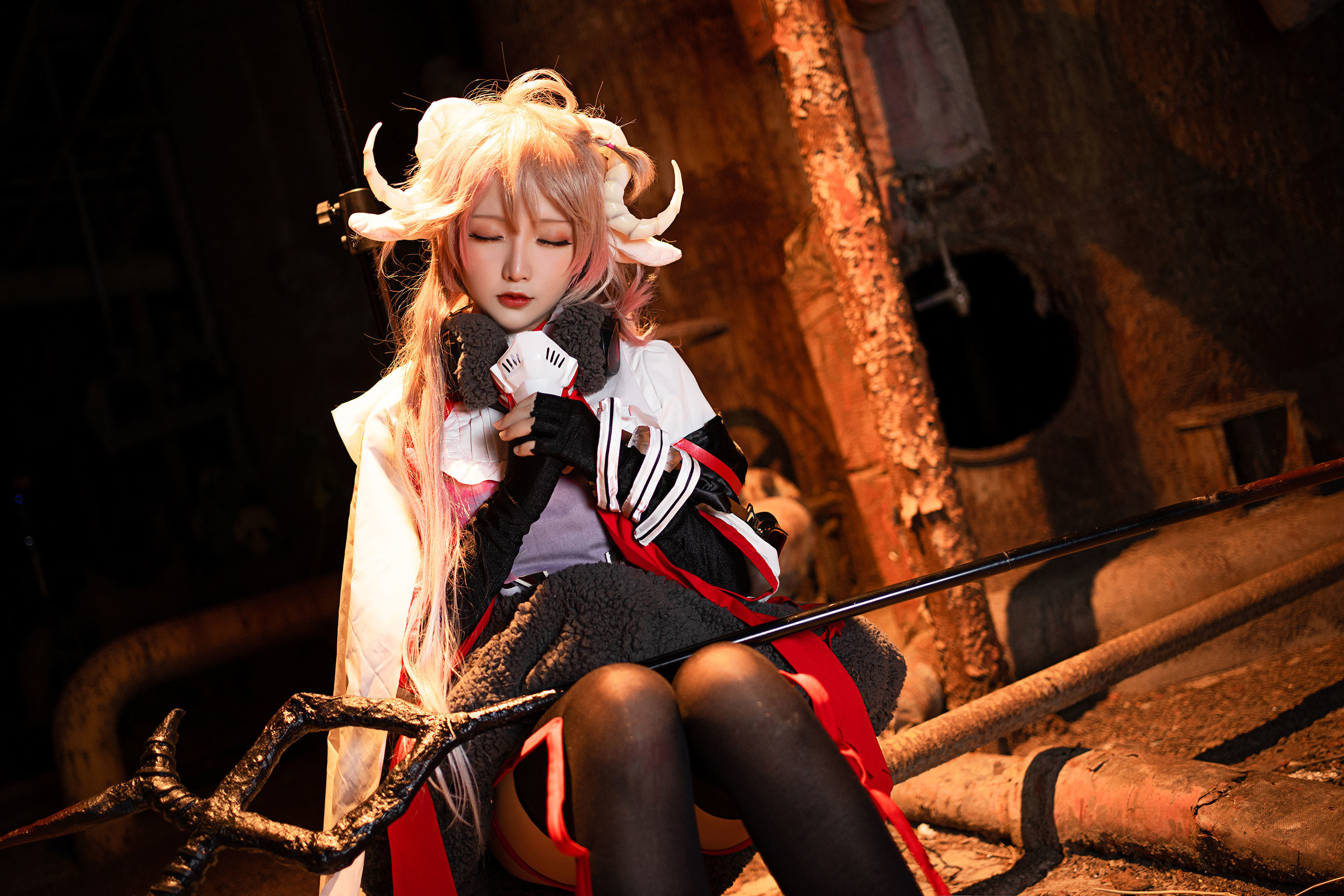 COS Phúc Lợi] Coser tiểu thư Tinh Chi Chi - Arknights 《Eyjafjalla》