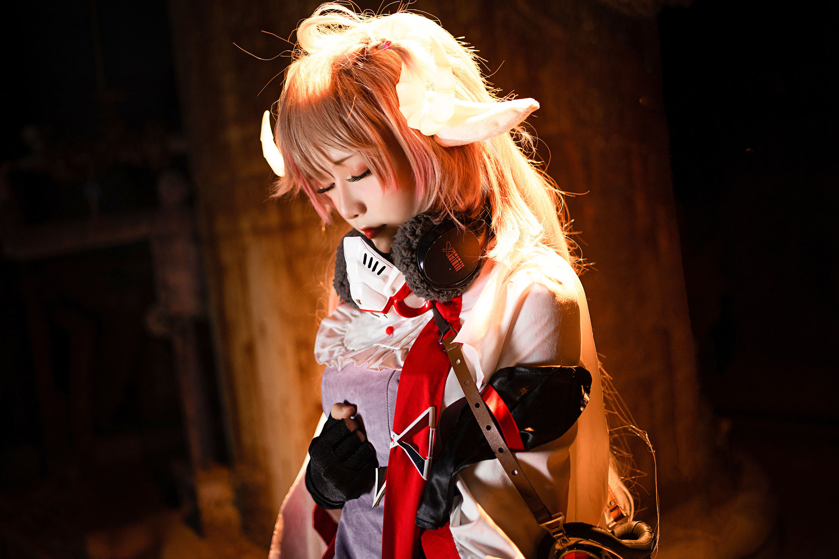 COS Phúc Lợi] Coser tiểu thư Tinh Chi Chi - Arknights 《Eyjafjalla》