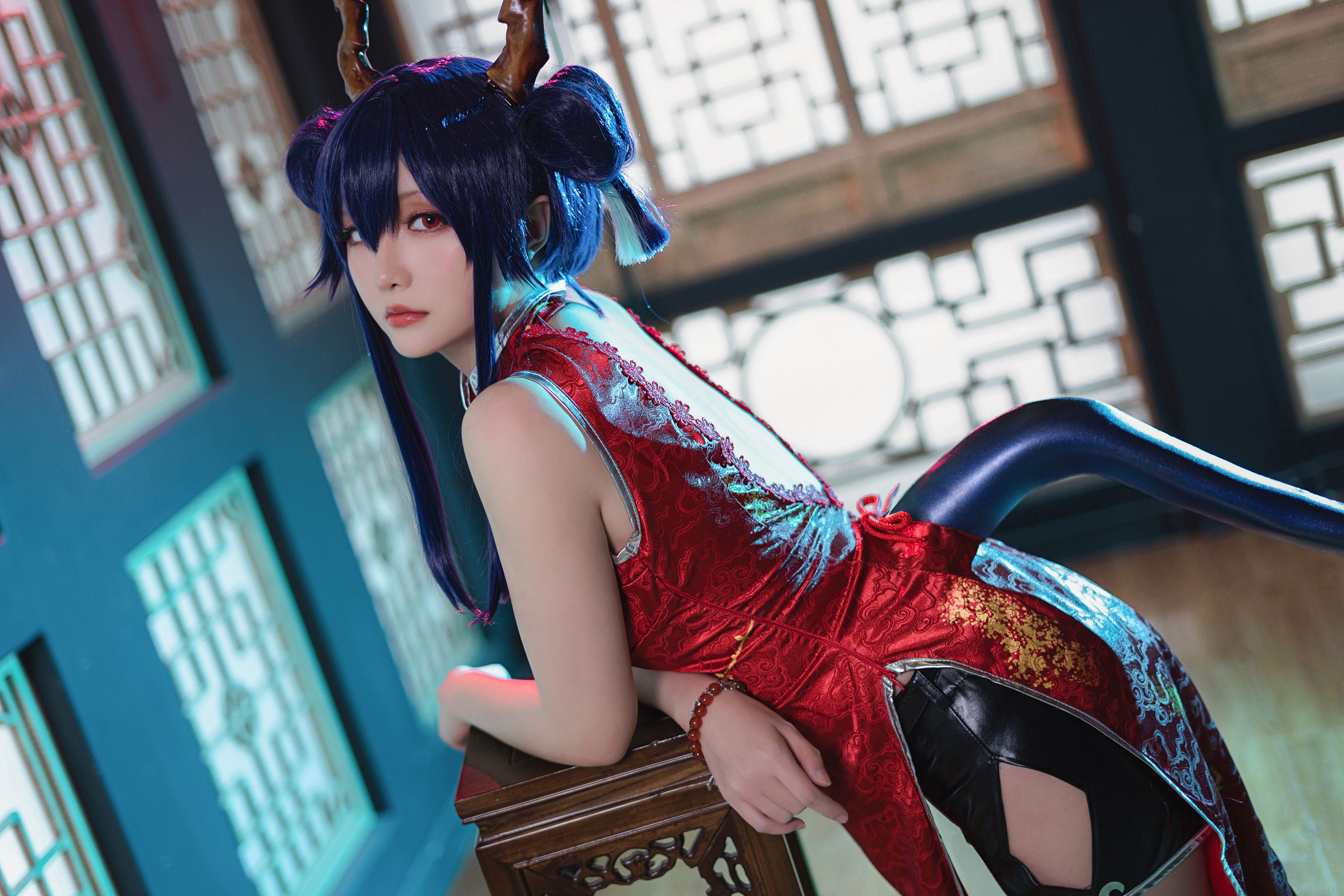 コスプレ特典] コサーお姉さん ホシノチチ - アークナイツ《チェン》