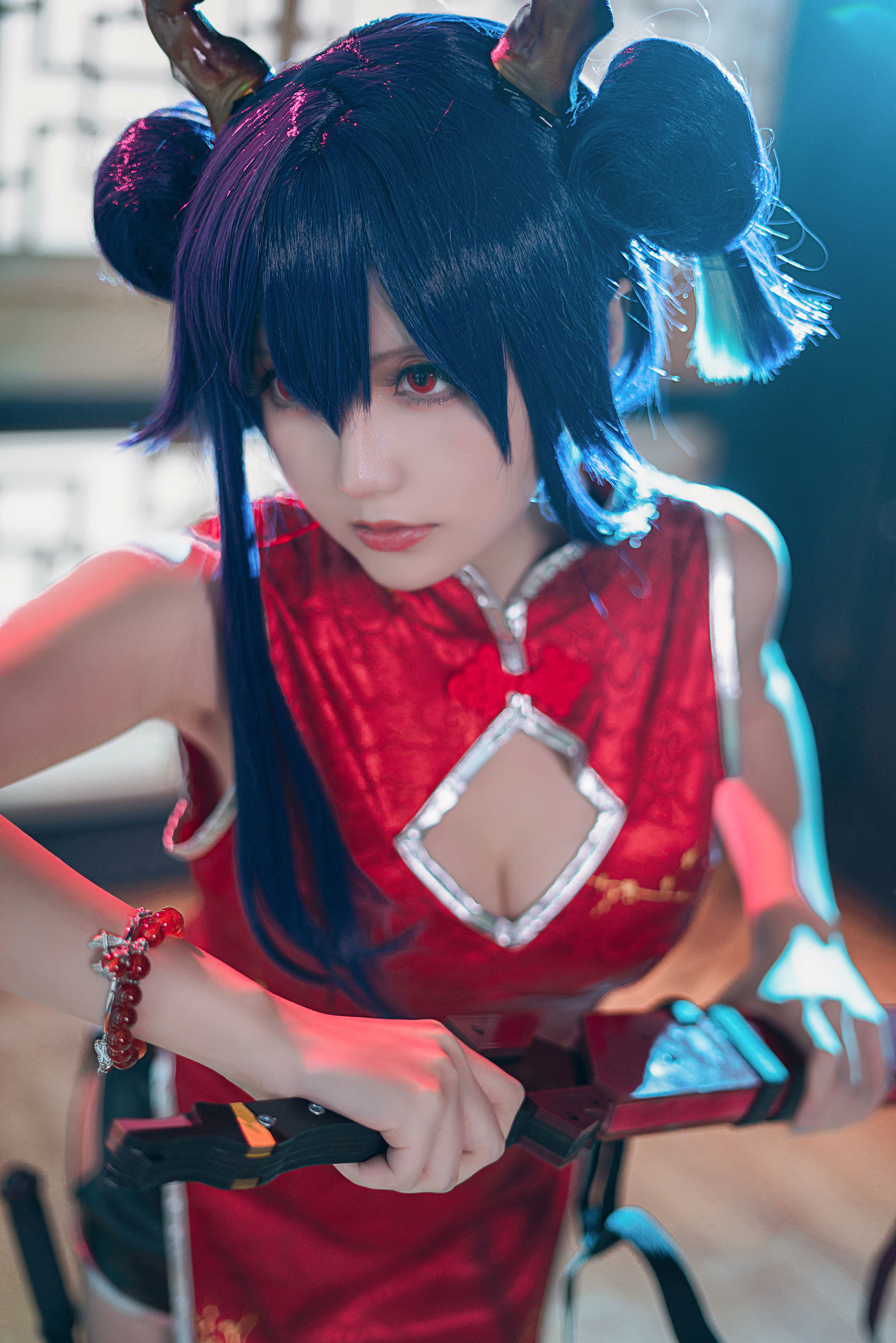 コスプレ特典] コサーお姉さん ホシノチチ - アークナイツ《チェン》