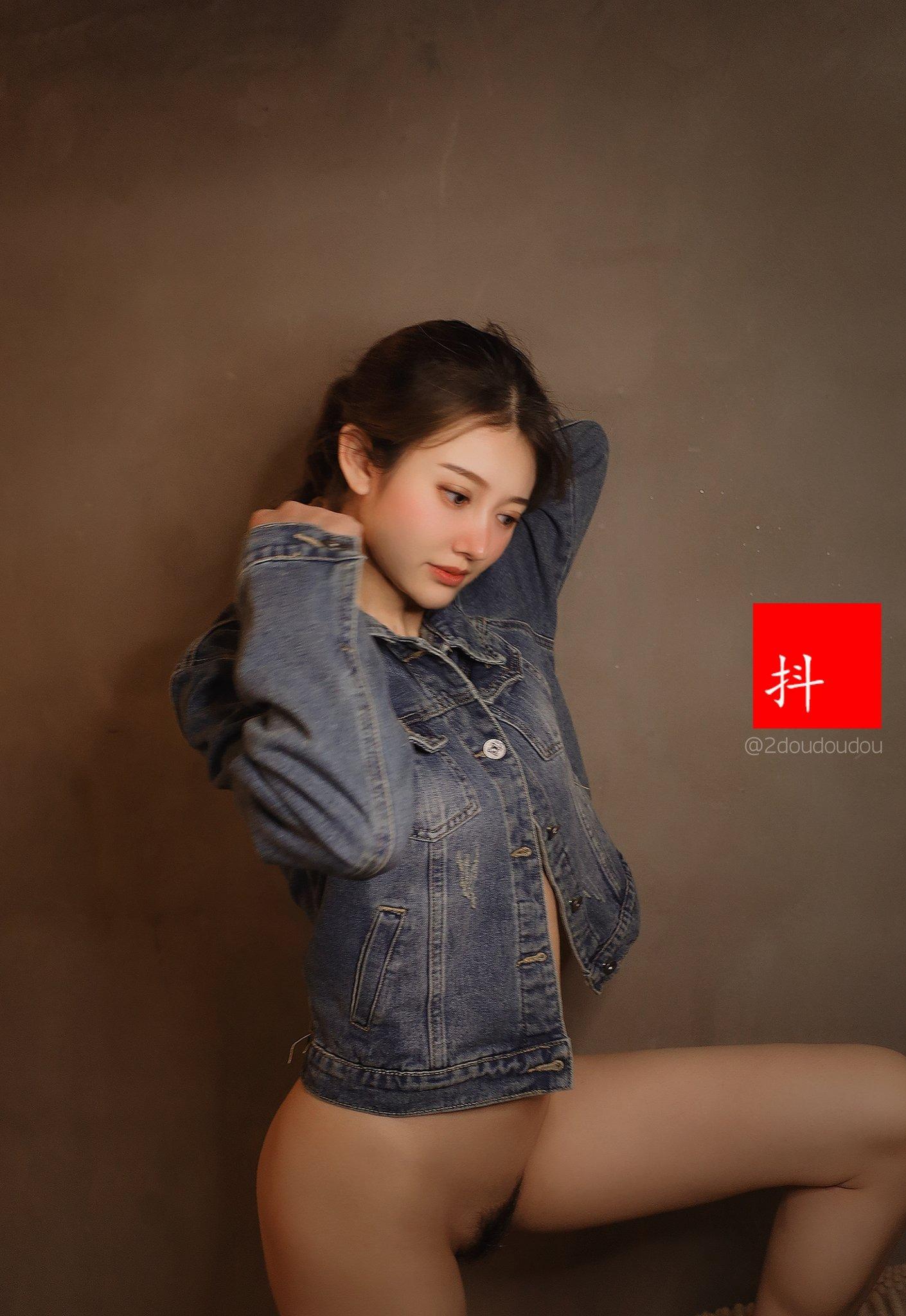 ช่างภาพโทนมืด - ผลงานชุดของ โดว์ชู [202P