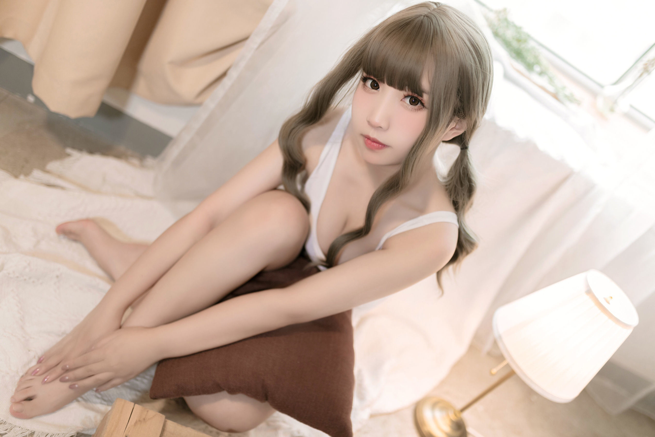 COS Phúc lợi] Blogger anime Mèo Điền Thánh Nai Nai - Áo bơi trắng