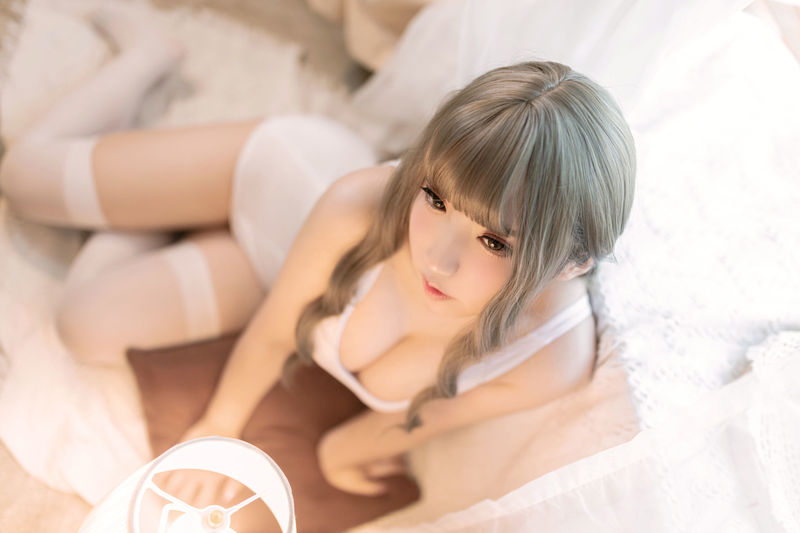 COS Phúc lợi] Blogger anime Mèo Điền Thánh Nai Nai - Áo bơi trắng