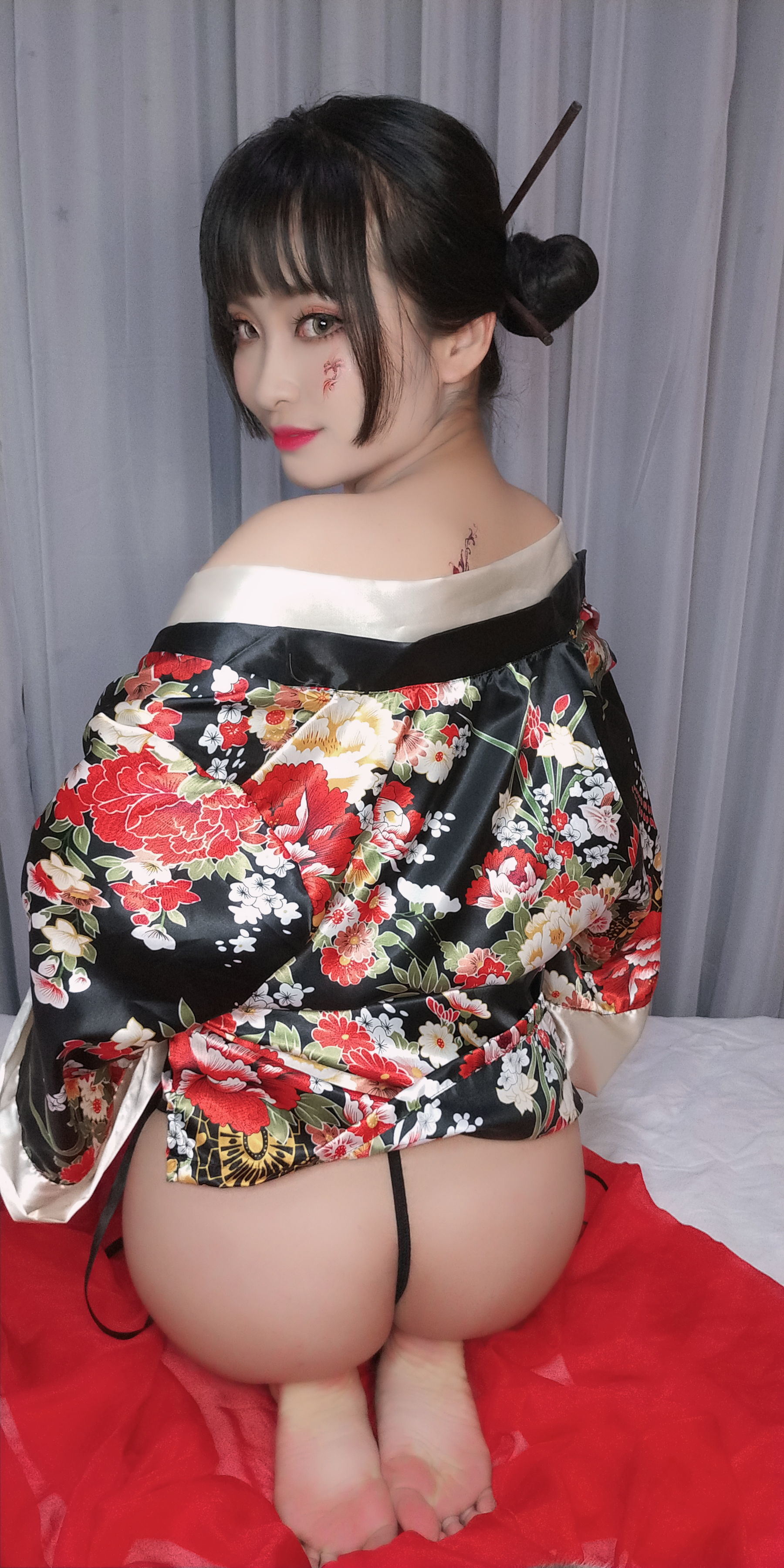 [COS福利] 动漫博主洛璃 belle SAMA - 歌舞伎