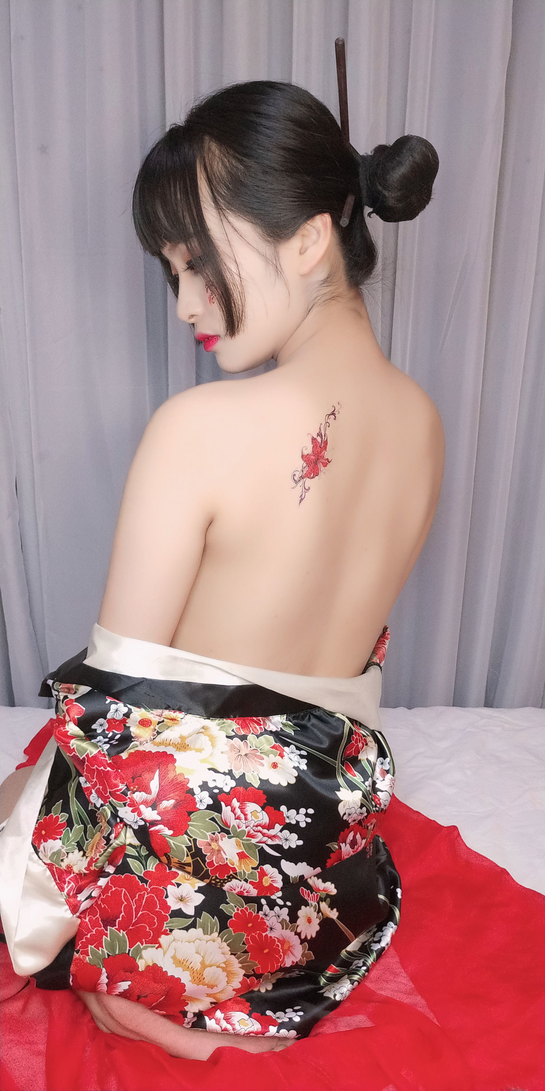 [COS福利] 动漫博主洛璃 belle SAMA - 歌舞伎