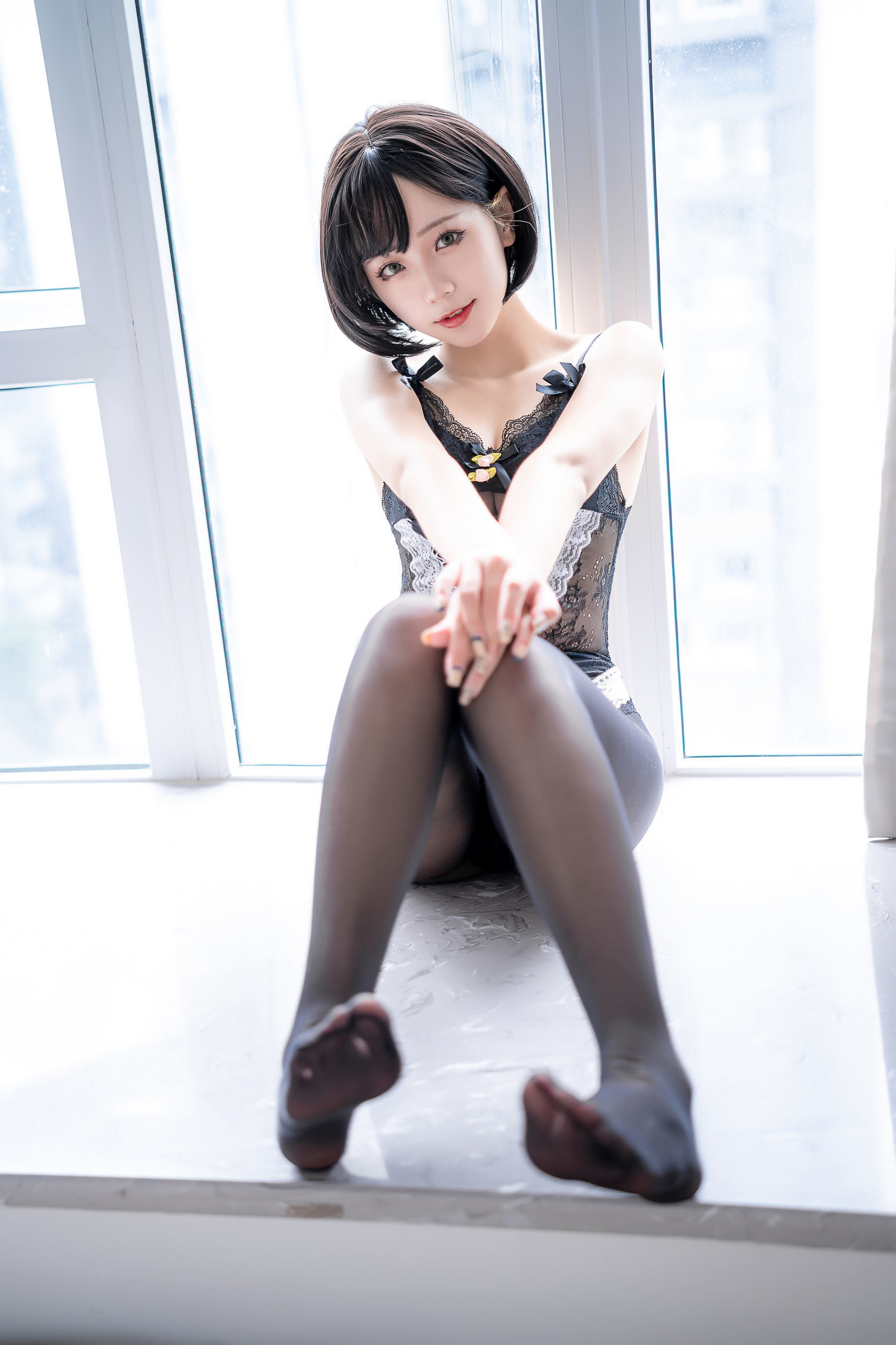 コスプレ福利] ウェイボーの萌妹 ランシャオイKiKi - 黒絲