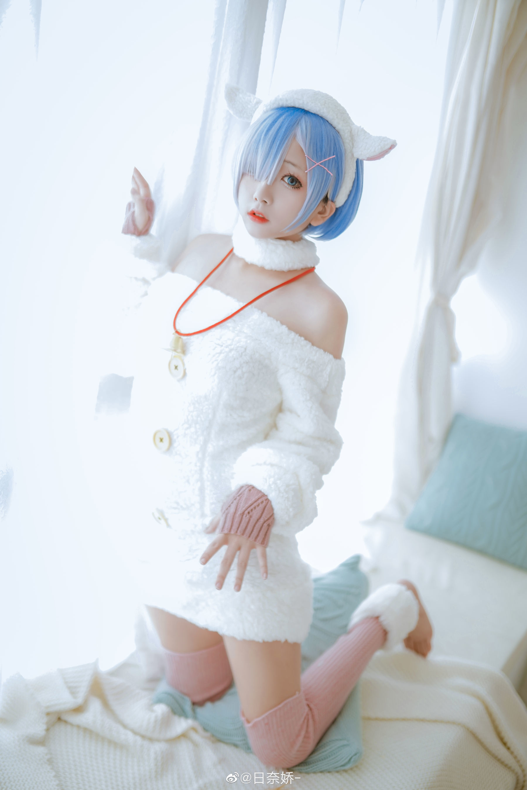 Cosplay Welfare] Ri Nai Jiao - Rem Sweater + Alice