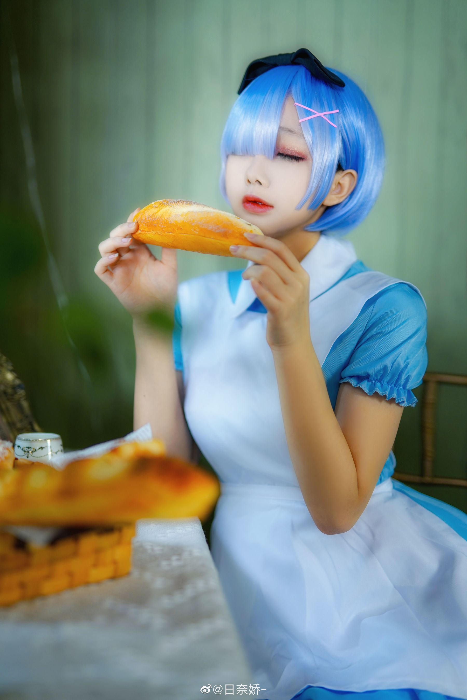 Cosplay Welfare] Ri Nai Jiao - Rem Sweater + Alice