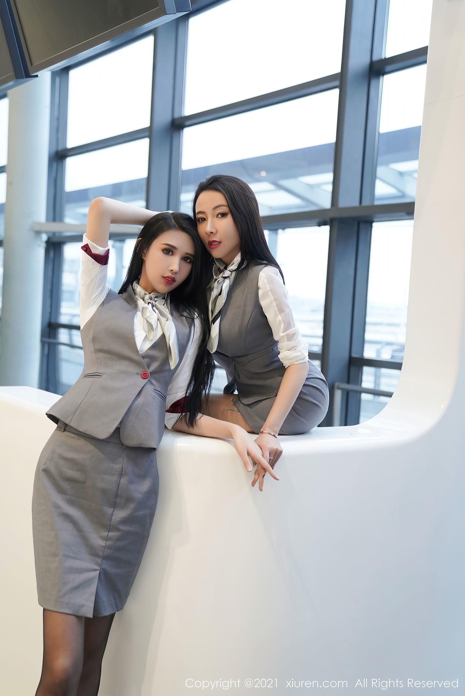[秀人XIUREN] No.3173 果儿Victoria& 葛征