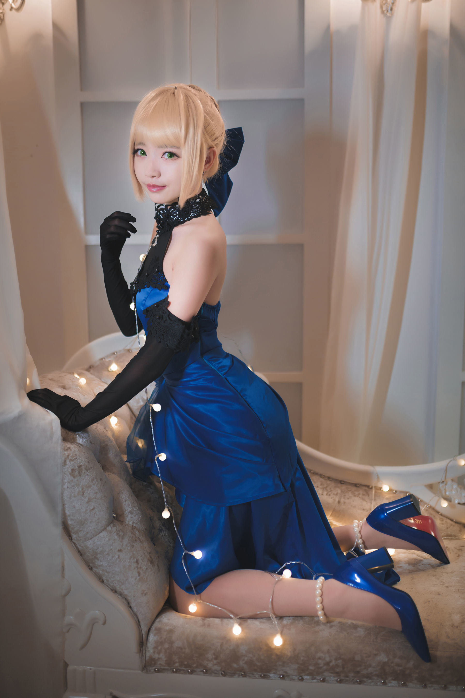 COS Welfare] Anime Blogger Da Da Juan Juan Xiao Juan - See Her Majesty the Queen
