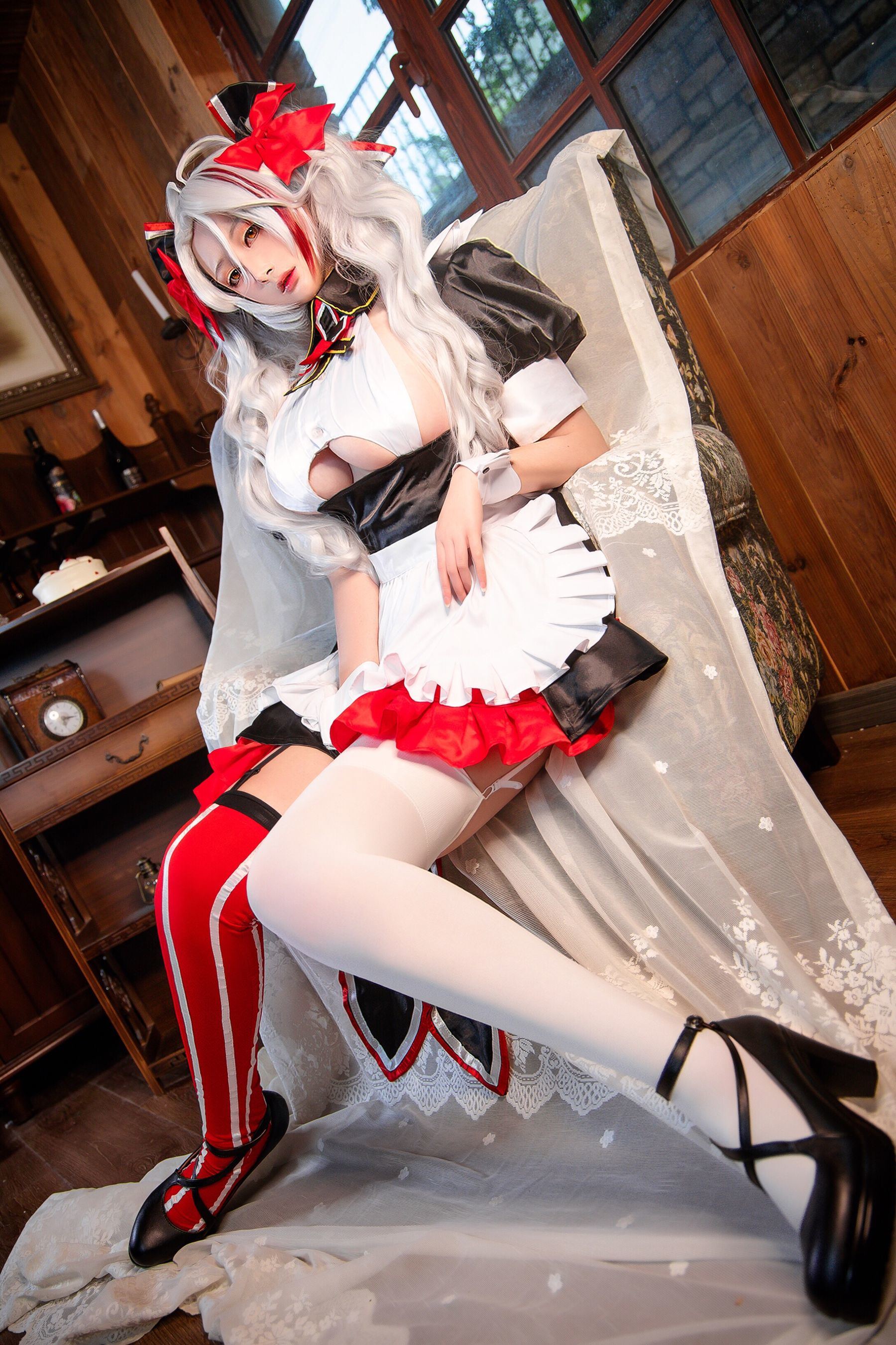 COS Phúc lợi] Coser cao giá trị Niệm Niệm_D - Azur Lane Prinz Eugen