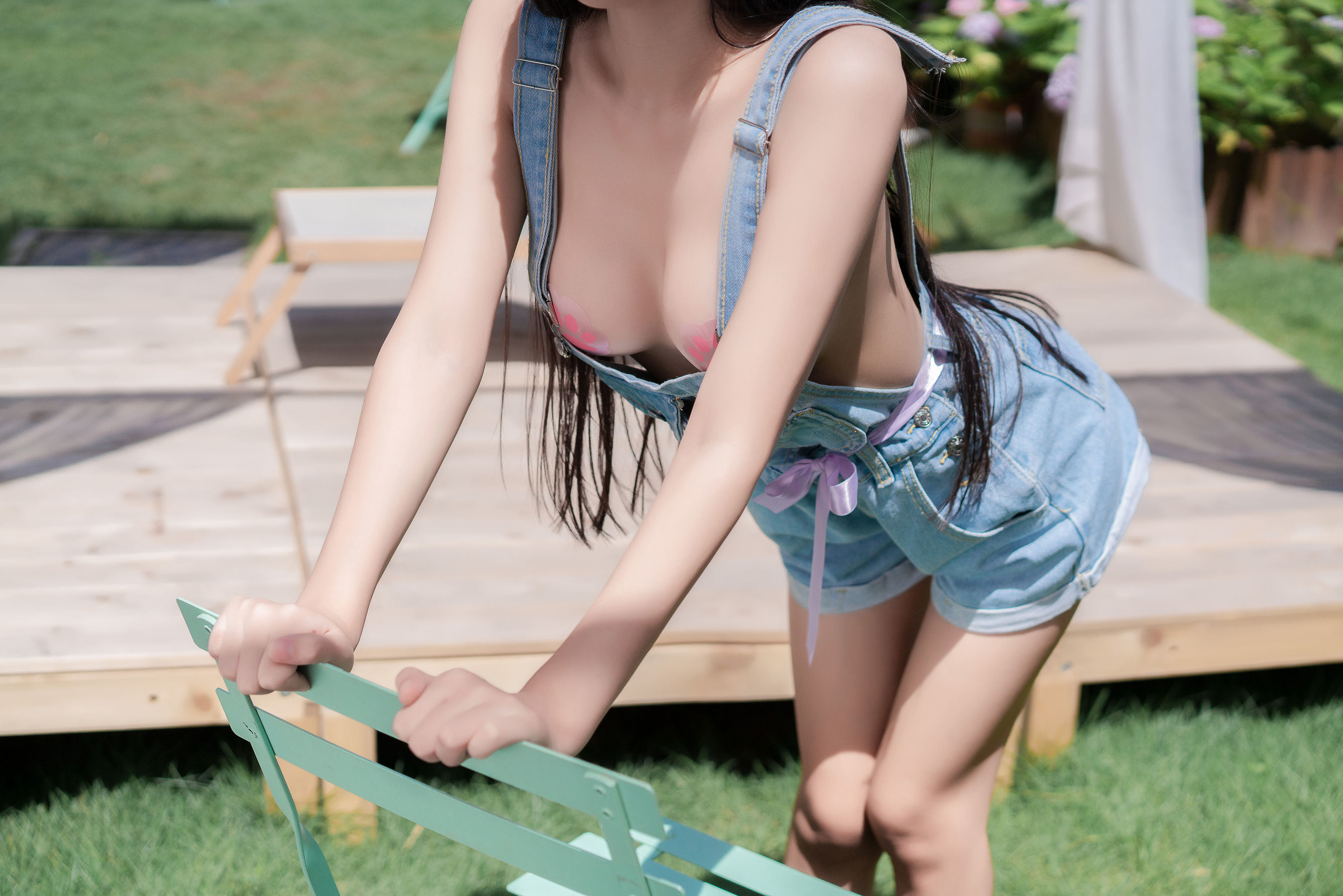 [COS福利] 阳光美少女萌芽儿o0 - 西瓜与夏天