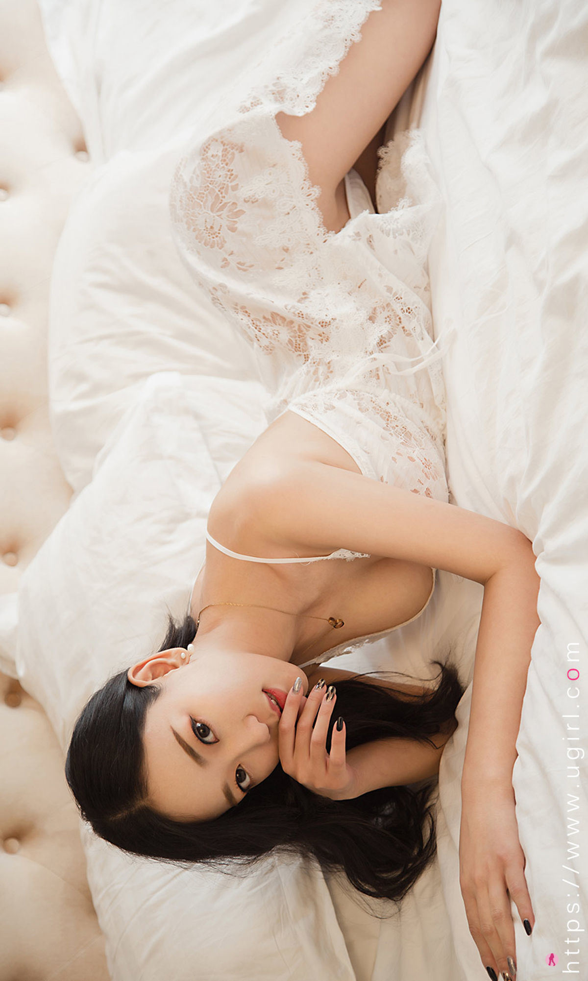 Ai You Wu Ugirls] No.2096 Wu Fan & Qiao Fei & Bei Chen & Zhang Tuan Tuan & Tao Xiang Zi Romantic Feelings in Full Bloom