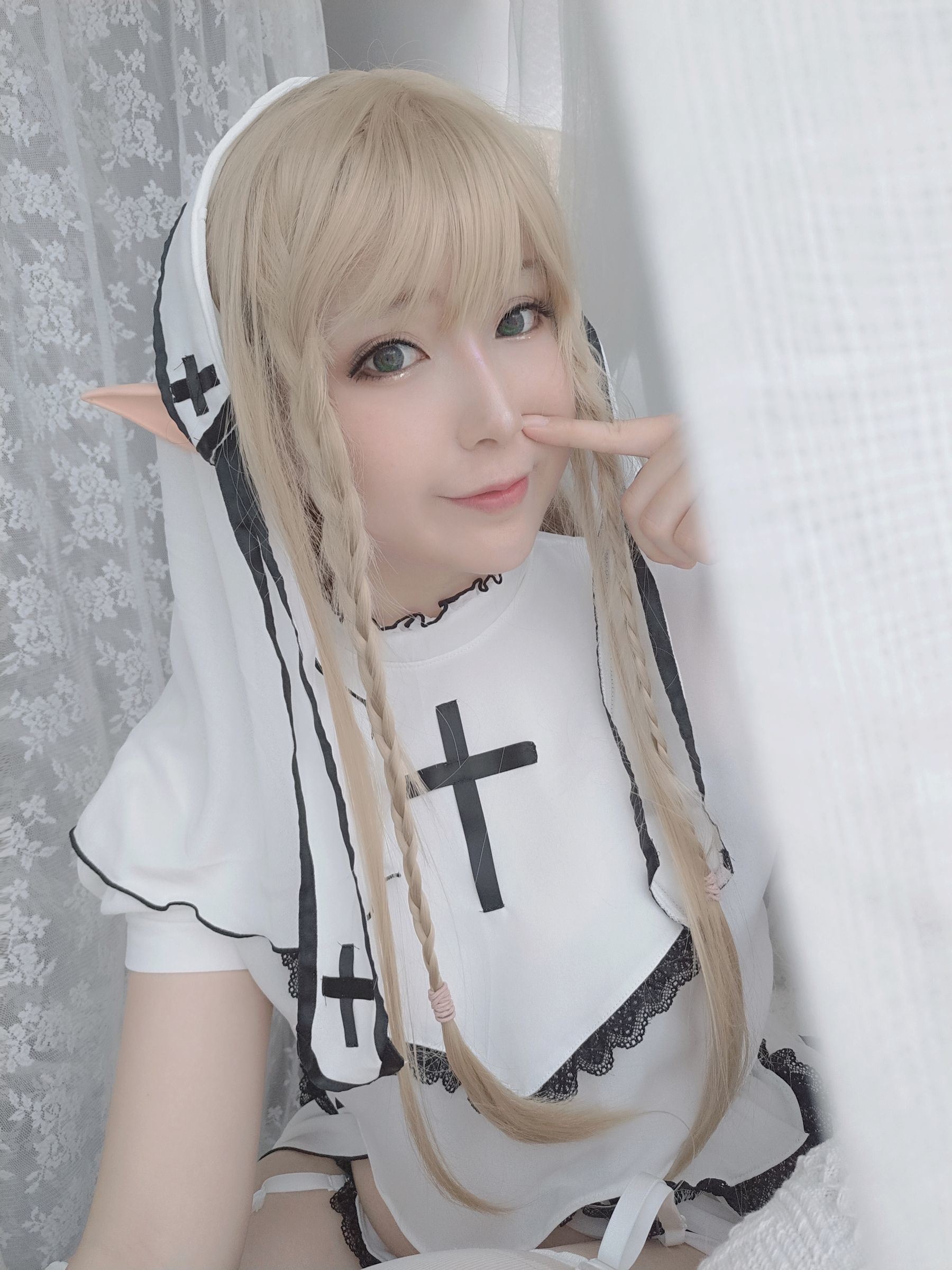 Internet Celebrity Coser Photobook] Xiao Rong Zi Gu Gu Gu - Rong Ge