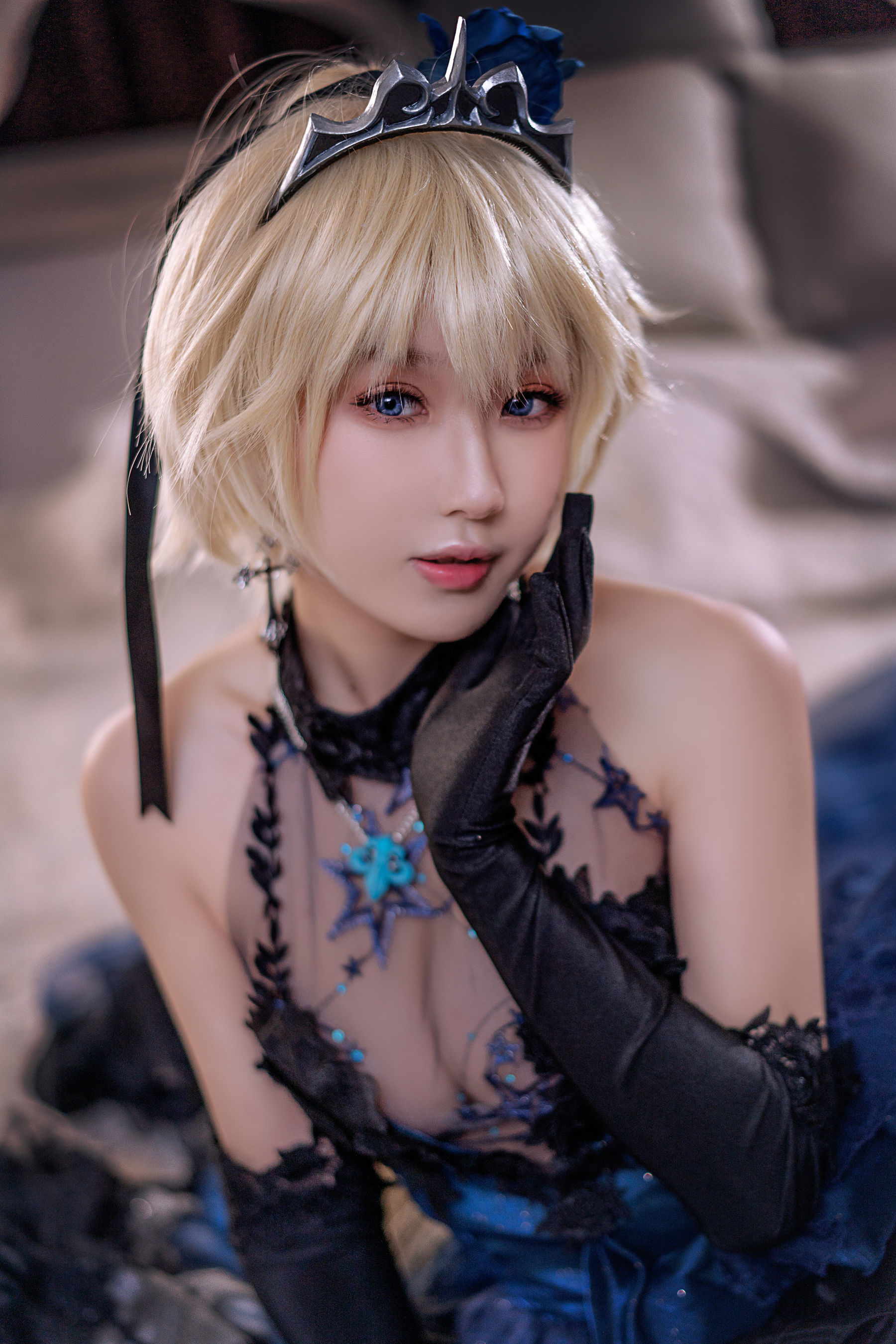 Internet Celebrity Coser Photobook] Anime Blogger A'Bao is also Bunny Girl - Joan of Arc Wedding Dress