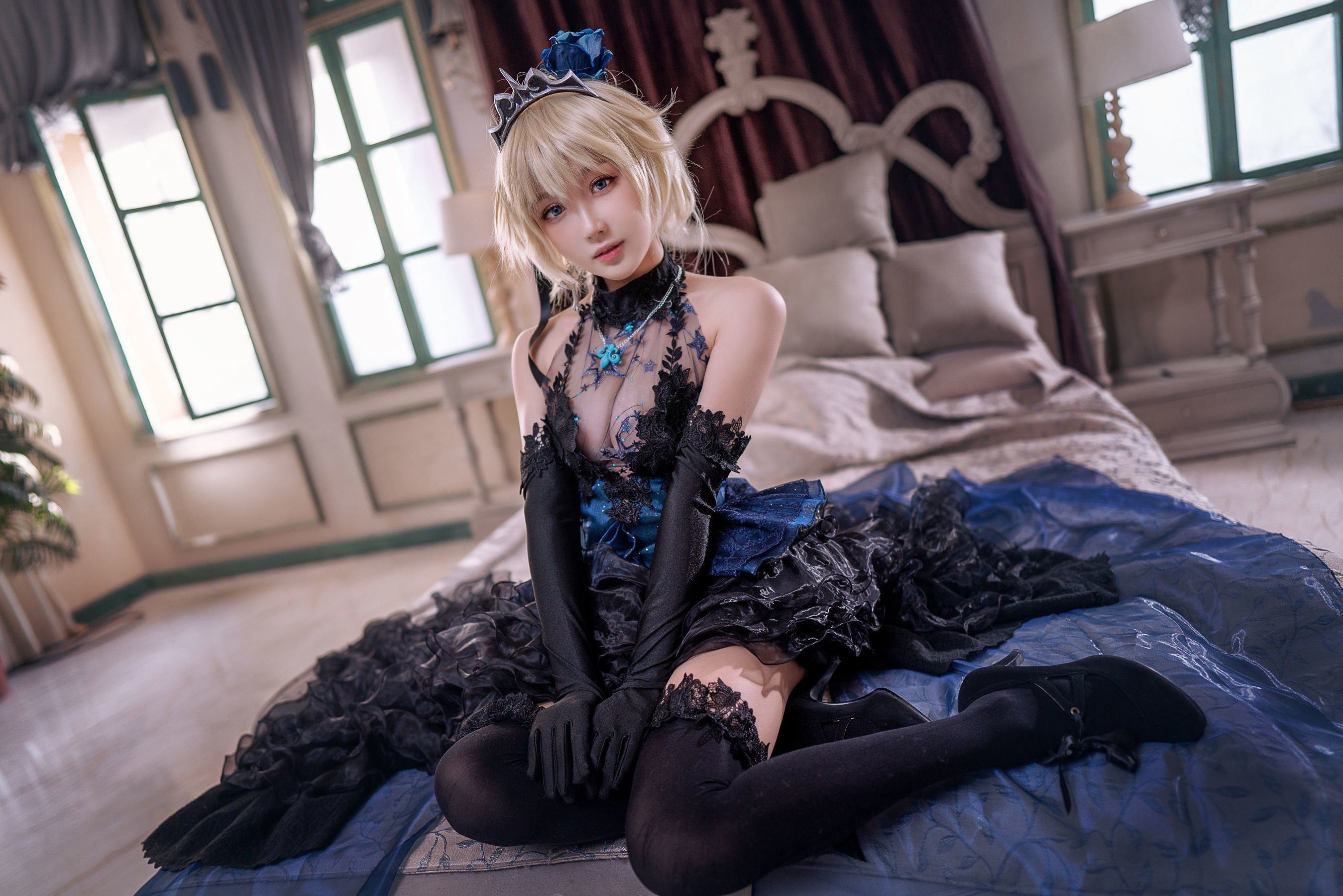 Internet Celebrity Coser Photobook] Anime Blogger A'Bao is also Bunny Girl - Joan of Arc Wedding Dress