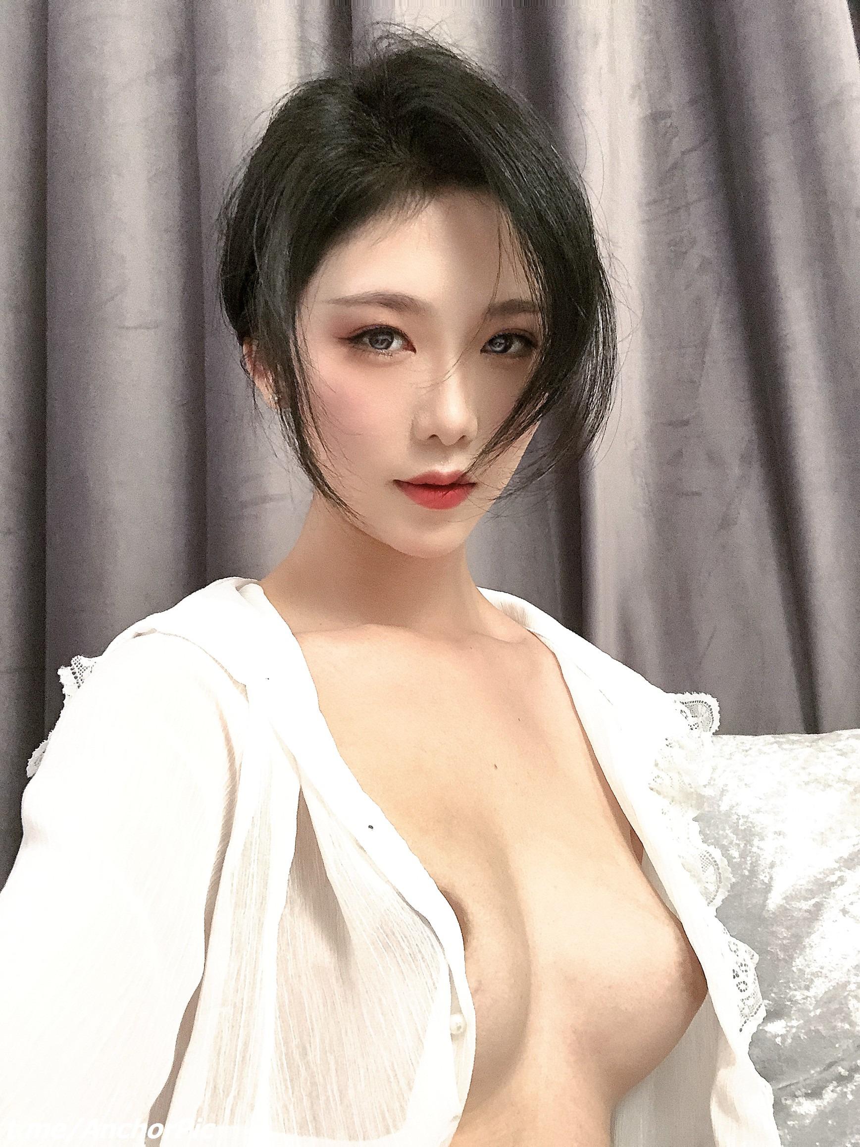Dou Niang Li Shi Custom Photo Album | 111P Gallery